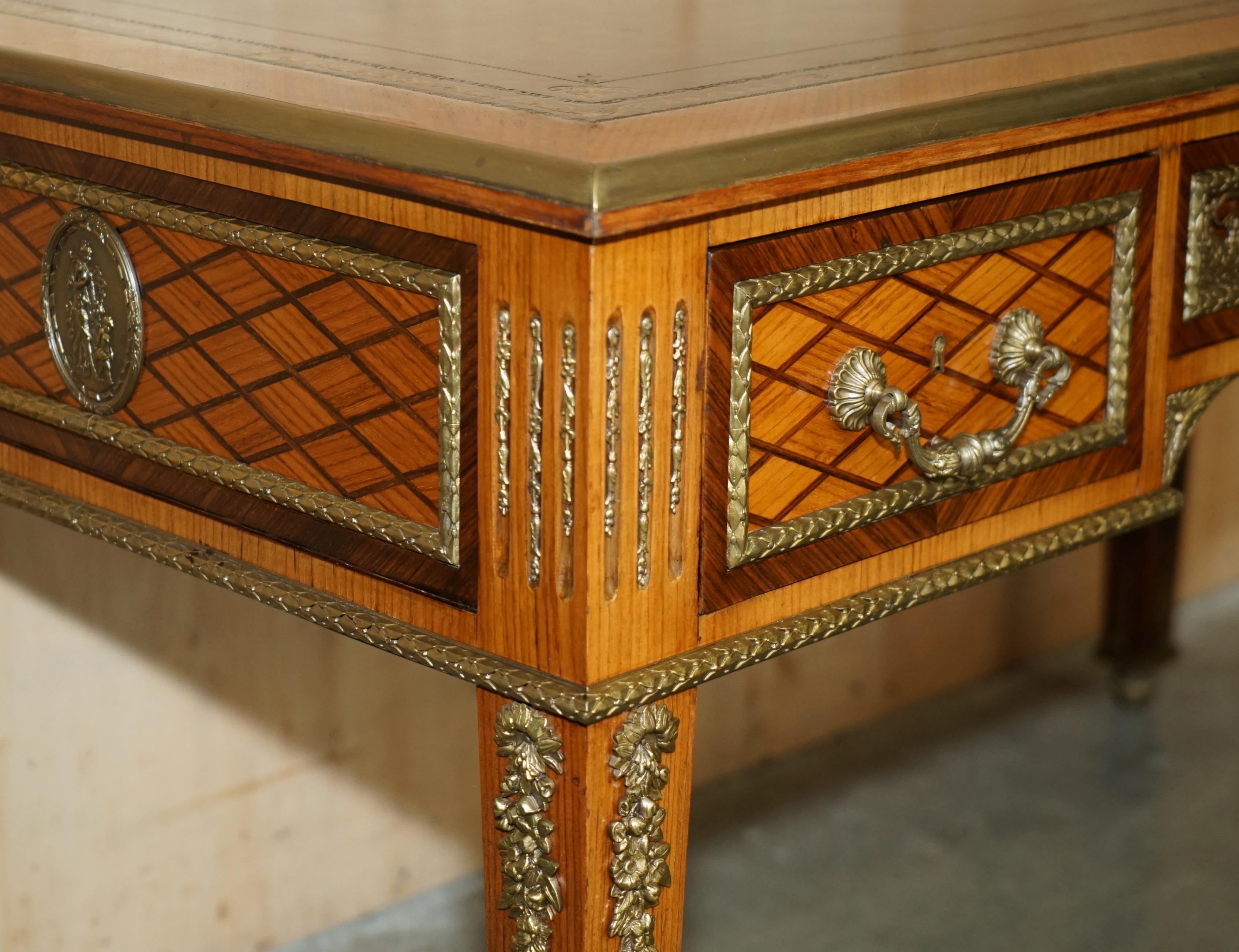 RESTORED ANTiQUE LATE 19TH CENTURY LOUIS XVI ORMOLU MOUNTED BUREAU PLAT DESK For Sale 2