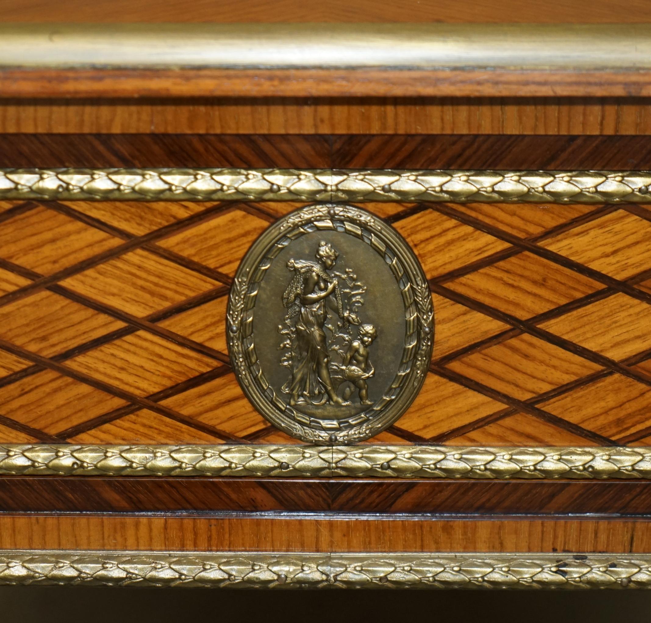 RESTORED ANTiQUE LATE 19TH CENTURY LOUIS XVI ORMOLU MOUNTED BUREAU PLAT DESK For Sale 8