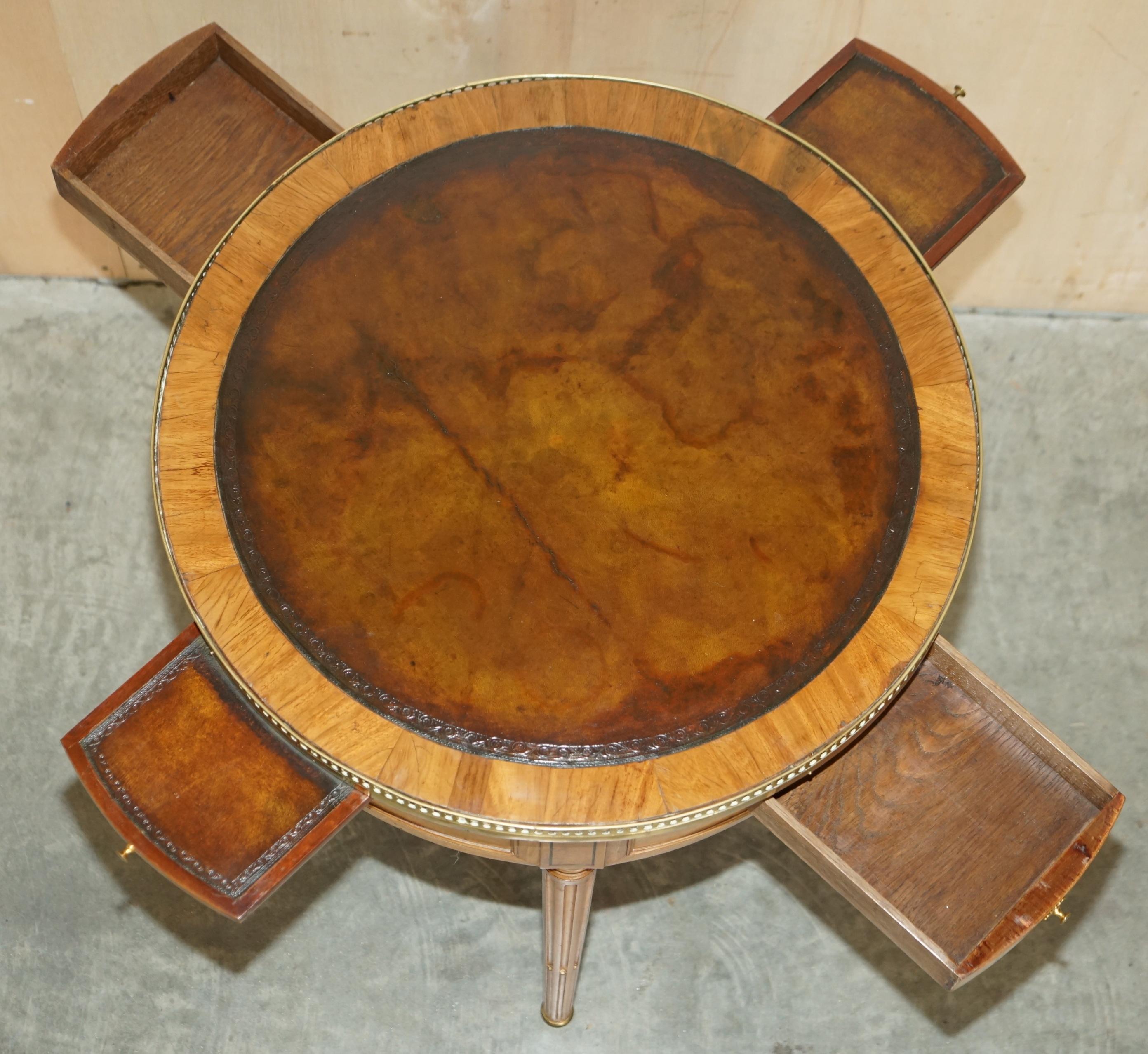 Tables d'appoint anciennes Napoléon III restaurées avec plateau en cuir marron en vente 9