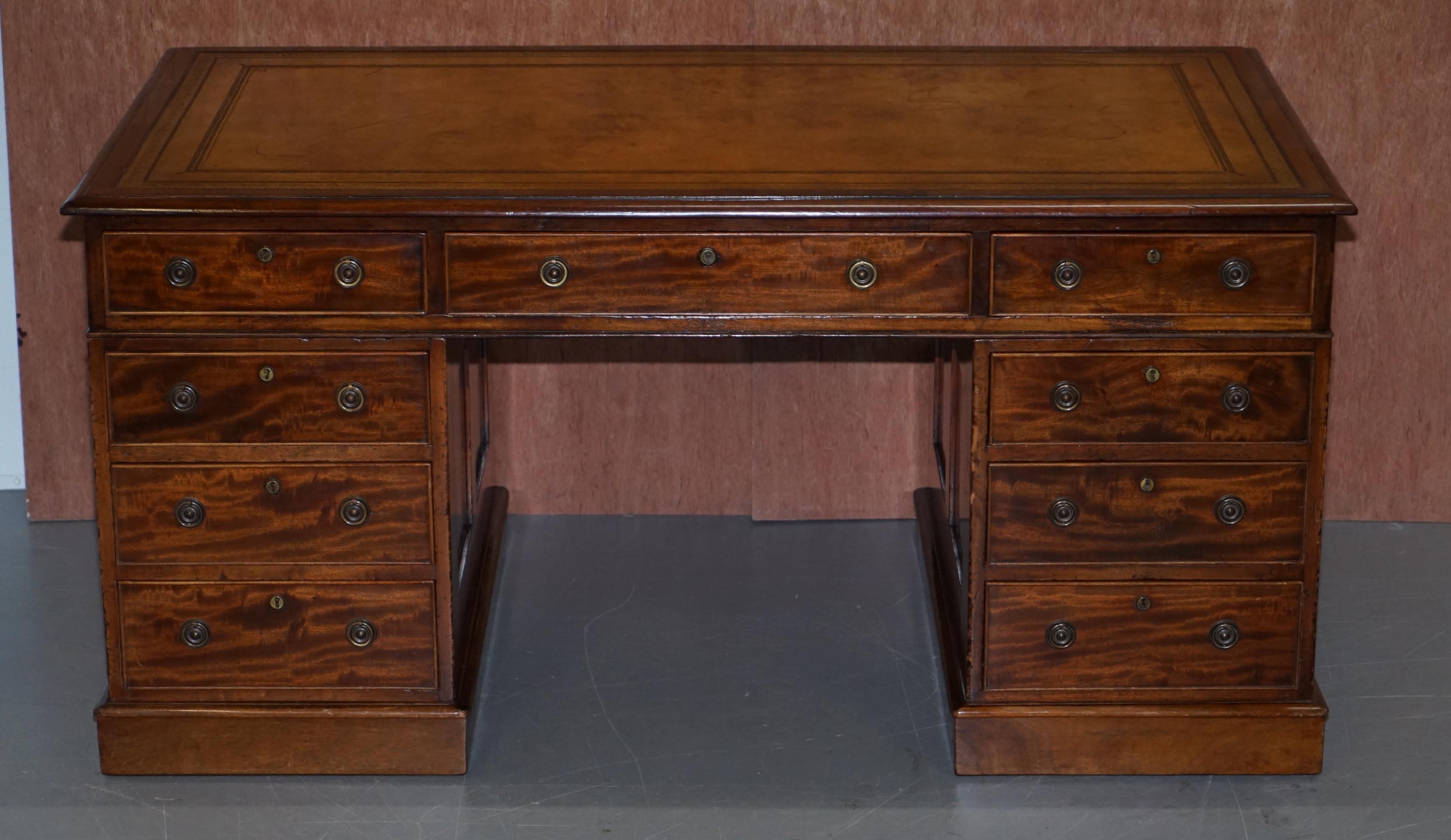We are delighted to offer for sale this lovely restored circa 1810-1820 Regency mahogany with restored hand dyed brown leather top twin pedestal partner desk

A very well made piece, the timber is Cuban mahogany which has a glorious patina to it