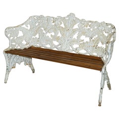 Banc de jardin victorien ancien restauré à motif de feuilles de fougère de Coalbrookdale datant de 1880