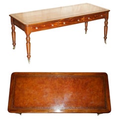 RESTORED ANTIQUE ViCTORIAN HOWARD & SON'S BROWN LEATHER LIBRARY DINING TABLE