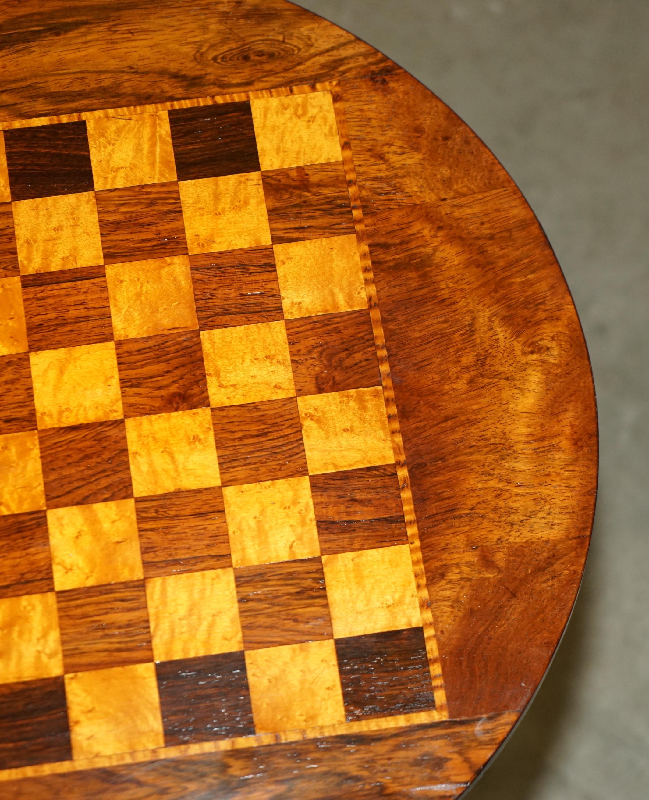 RESTORED ANTiQUE WILLIAM IV CIR 1830 HARDWOOD BURR WALNUT CHESSBOARD CHESS TABLE In Fair Condition In West Sussex, Pulborough