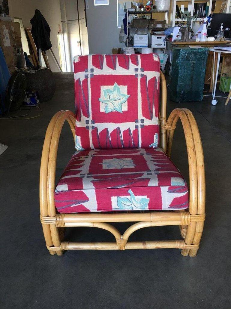 Milieu du XXe siècle Arche restaurée Chaise longue de luxe en rotin avec coussins en tissu d'écorce en vente