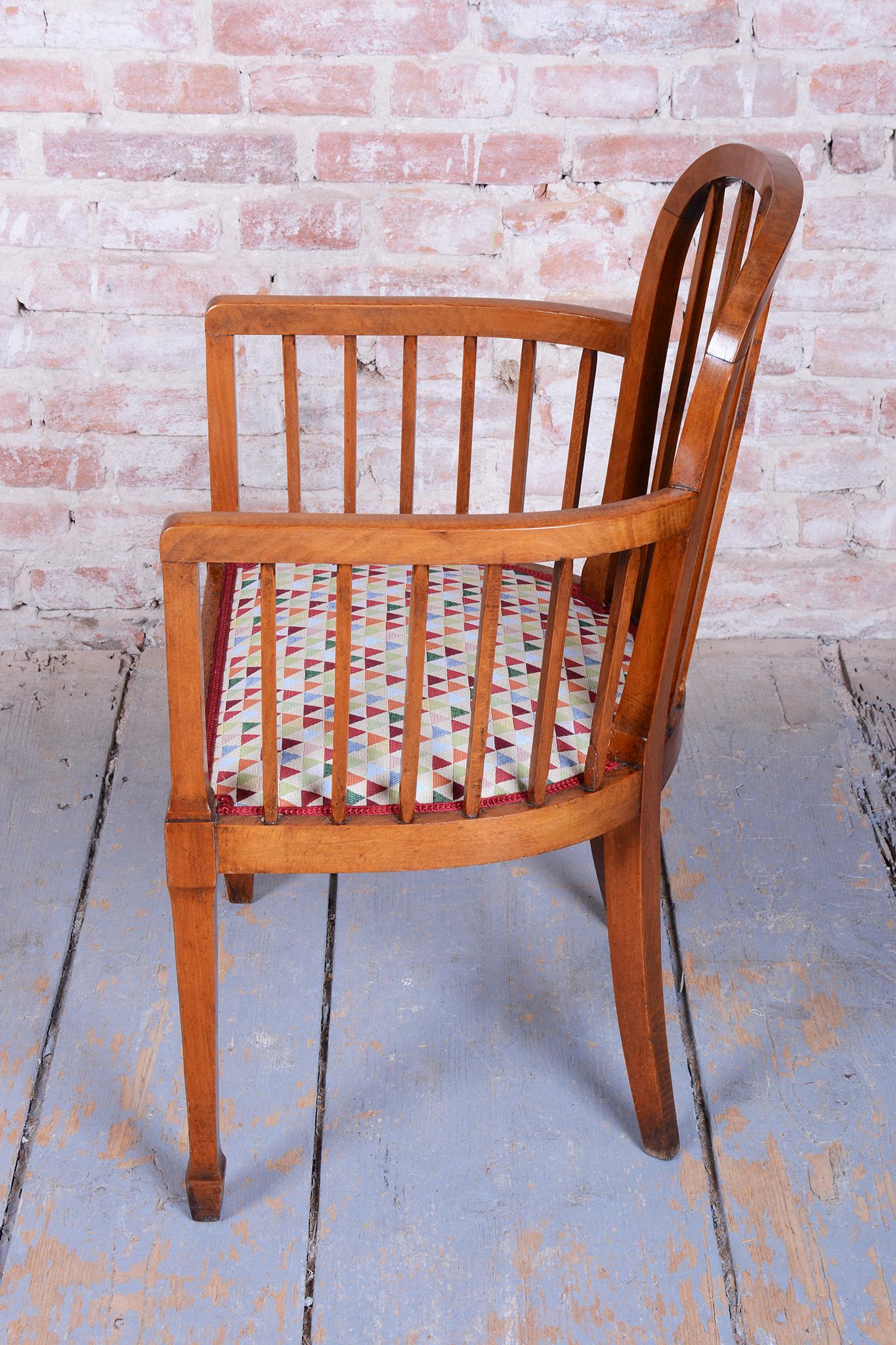 Sillón Art Decó Restaurado, Haya, Pulido Reavivado, Retapizado, Francia, Años 30 en Bueno estado para la venta en Brandys nad Labem, Středočeský kraj