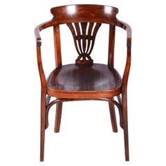 Restaurierter Art Deco Sessel, von Fischel, Buche, revitalisiertes Polen, Slowakei, 1900er