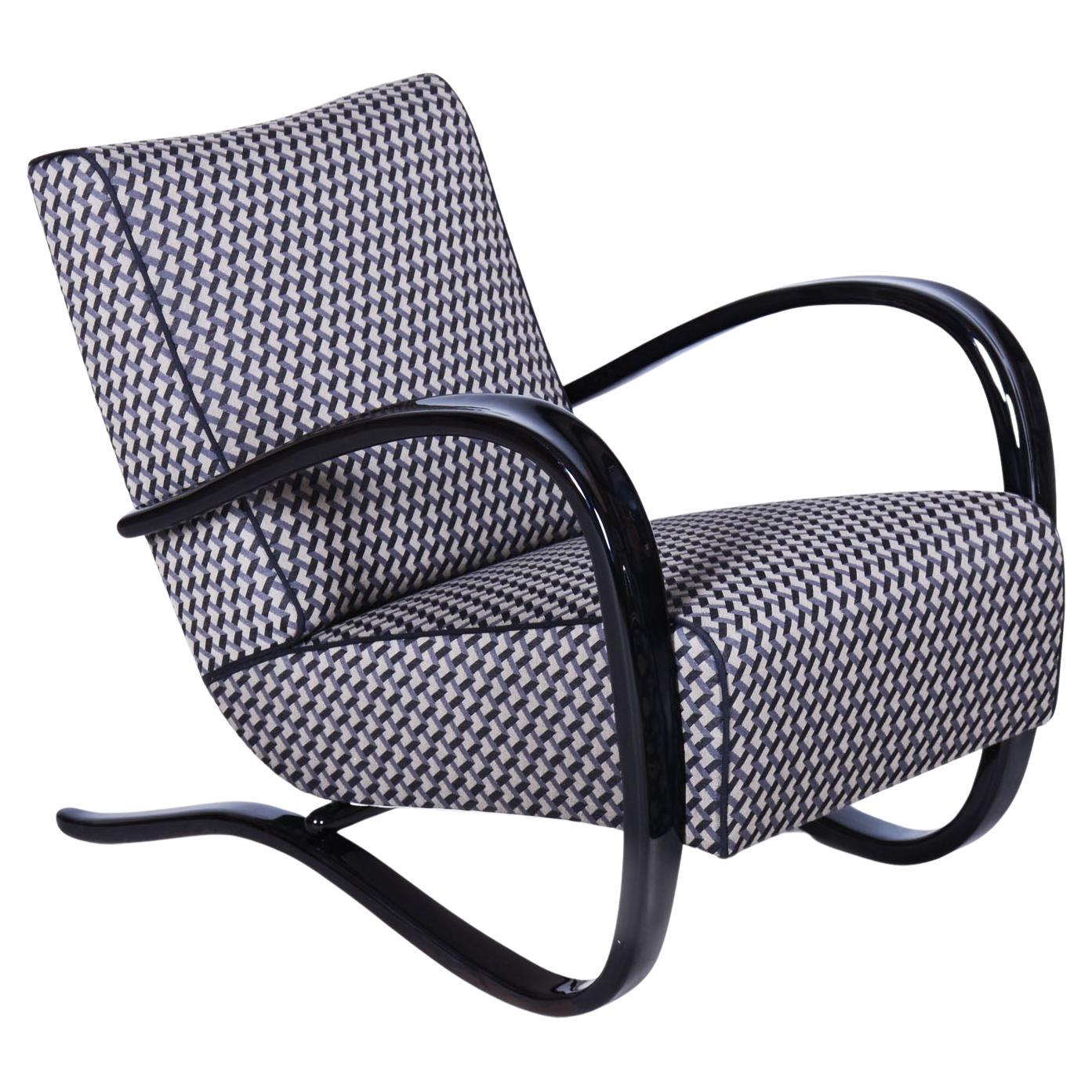 Fauteuil Art Déco restauré,  par J. Halabala, UP Zavody, hêtre, tchèque, années 1930