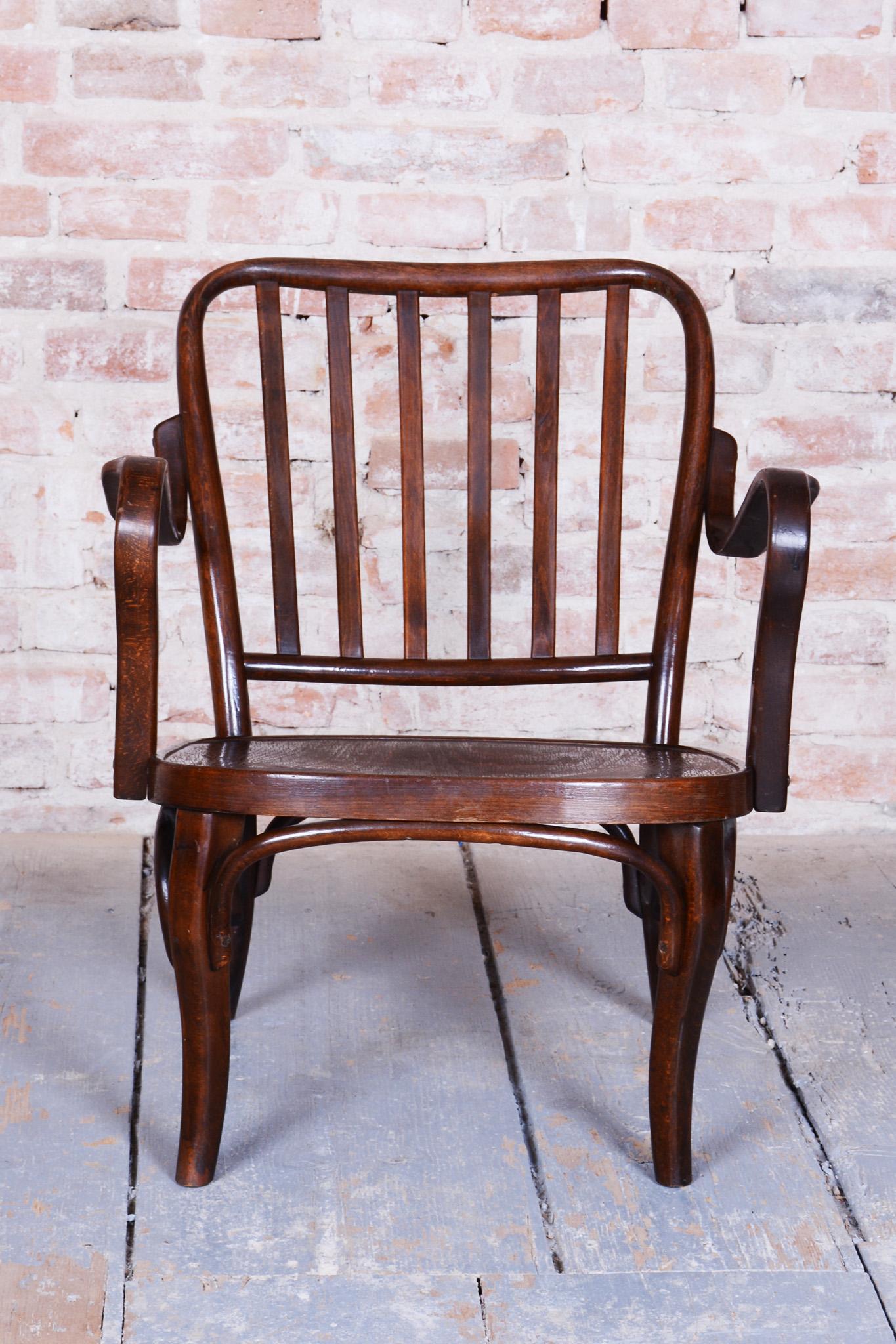 Tchèque Restored Art Deco Armchair, by Josef Frank for Thonet, Beech, Czech, 1930s en vente