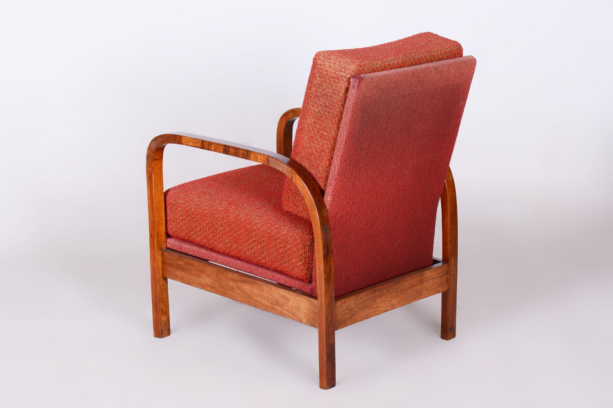 Restored Art Deco Armchair, Original Upholstery, Walnut, Veneer, Czech, 1930s For Sale 2