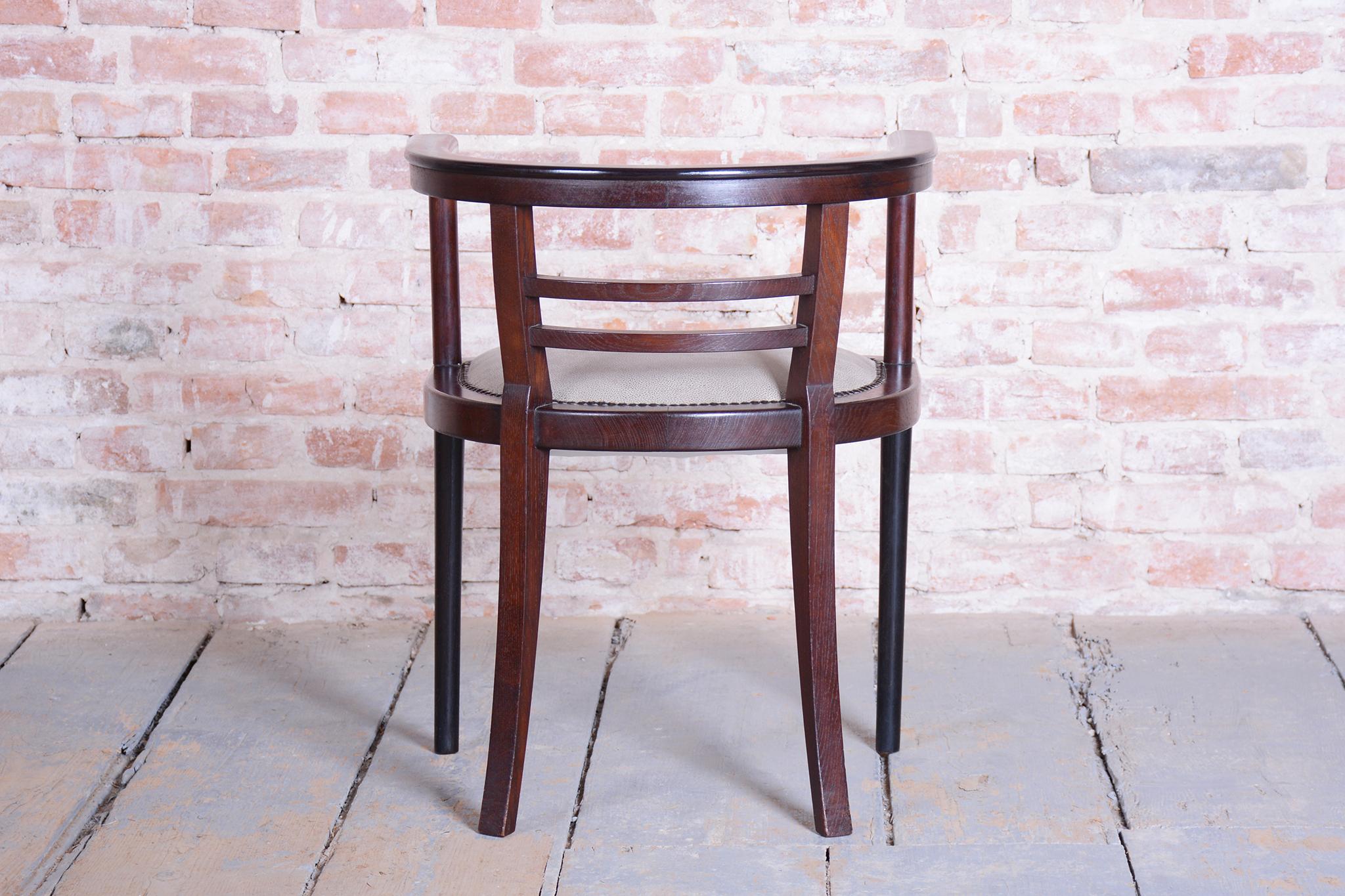 Tissu Fauteuil Art Déco restauré, Wien. Werkstätte, J. Hoffmann, Autriche, années 1910 en vente
