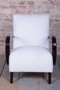 Fauteuil Art Déco restauré,  par J. Halabala, UP Závody, Model C, Tchèque, années 1940