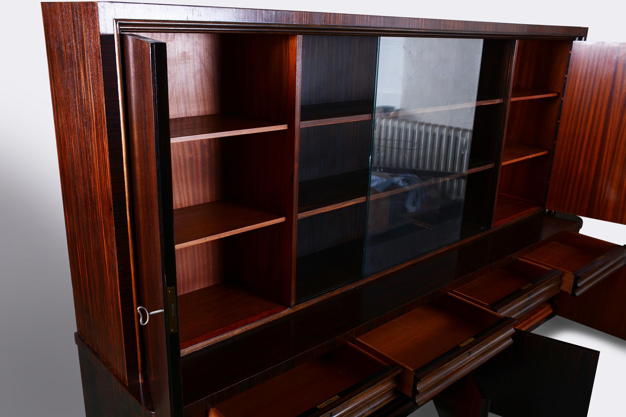 Restauriertes Art Deco Bücherregal, Eiche, Makassar-Ebenholz, poliert, Frankreich, 1920er Jahre im Angebot 1