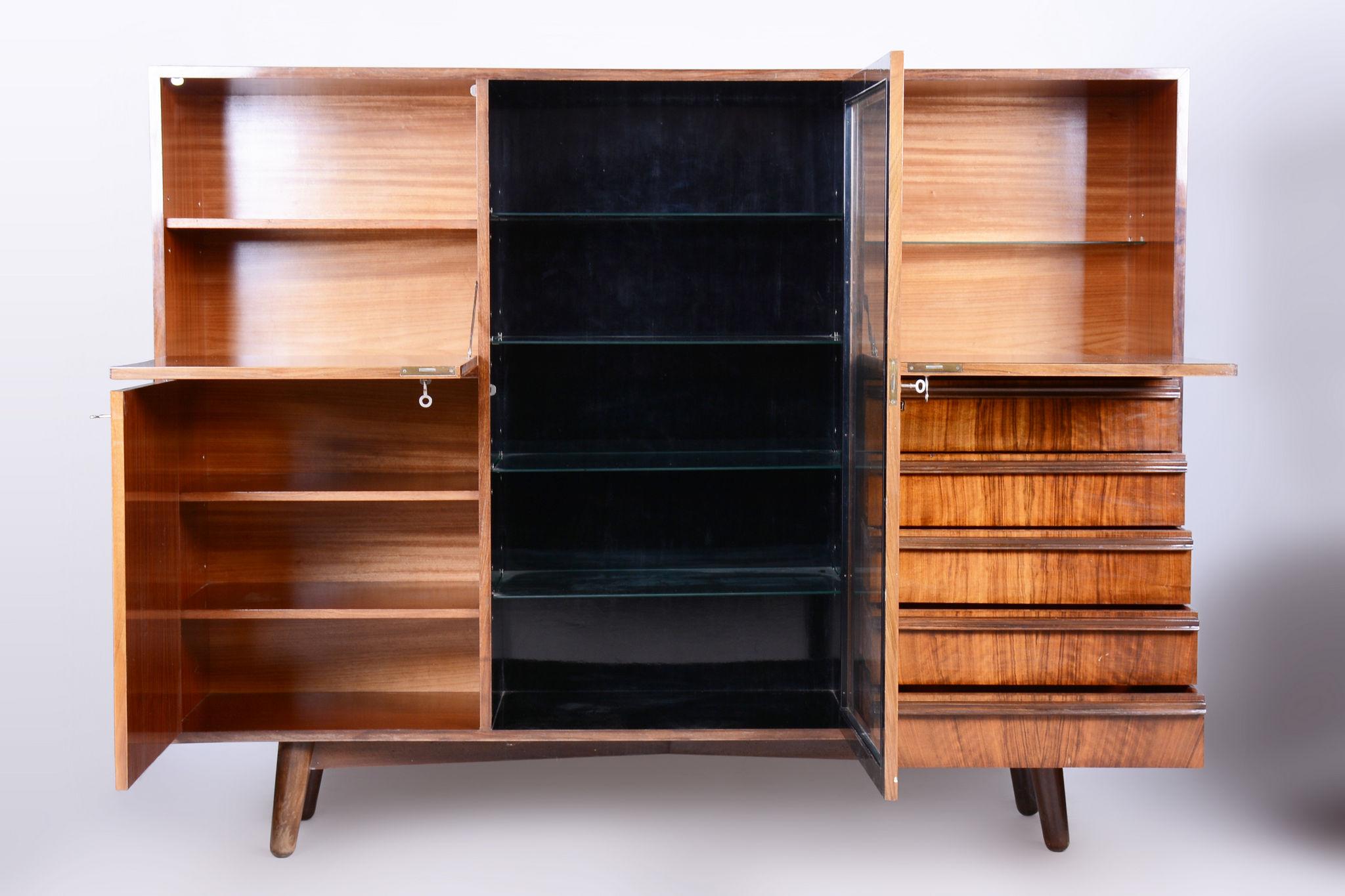 Restored Art Deco Bookcase Sideboard, Walnut, Revived Polish, Czech, 1920s In Good Condition For Sale In Horomerice, CZ