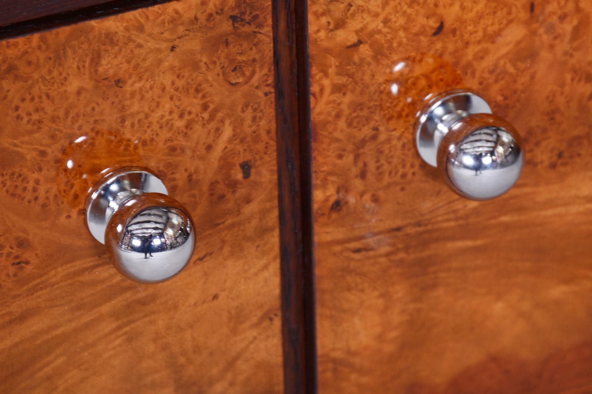 Restored Art Deco Cabinet, Oak, Maple and Glass, Polished, Czech, 1930s For Sale 9