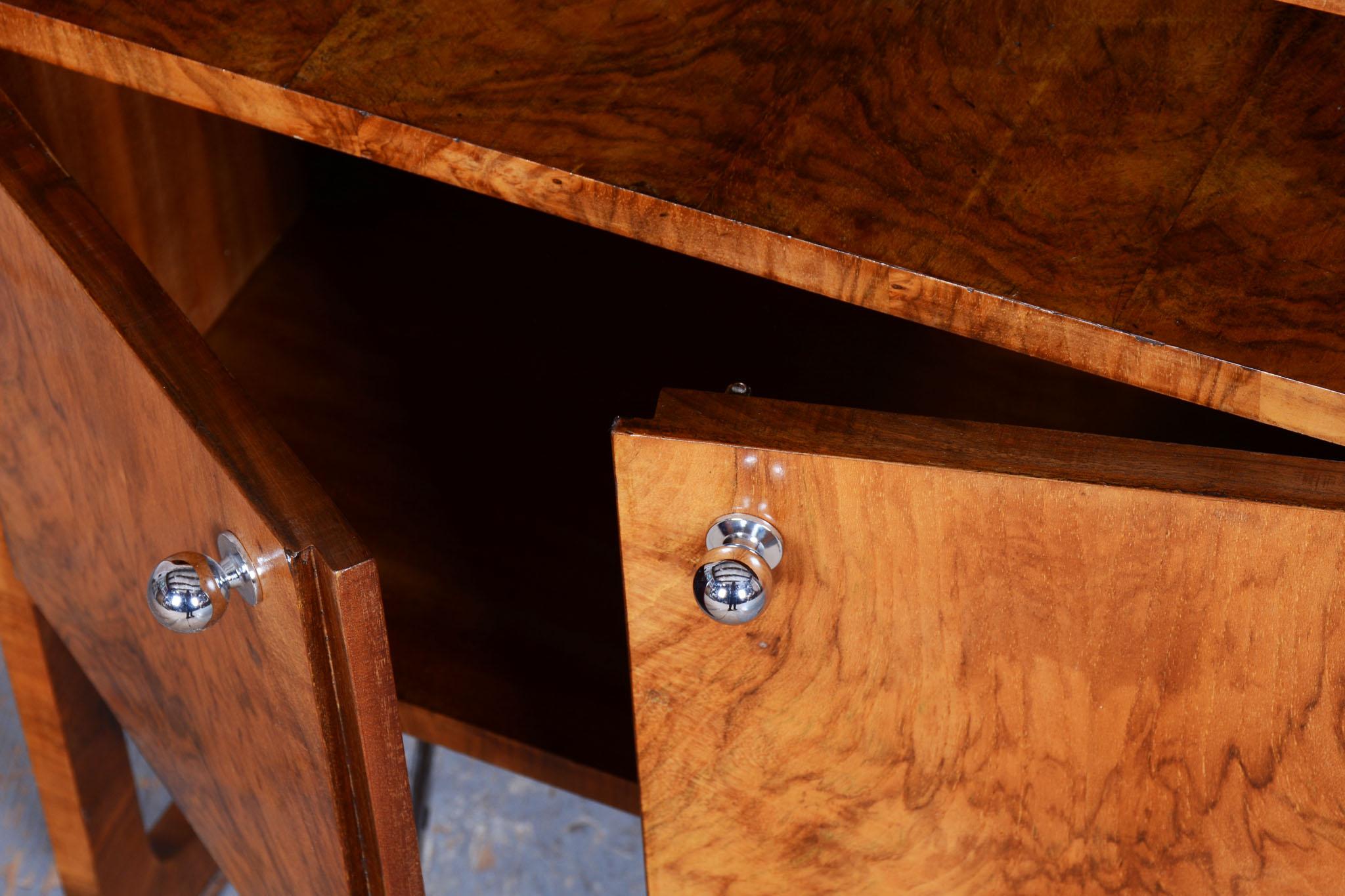 Restored Art Deco Cabinet, Walnut, Veneer, Revived Polish, Czech, 1920s For Sale 3