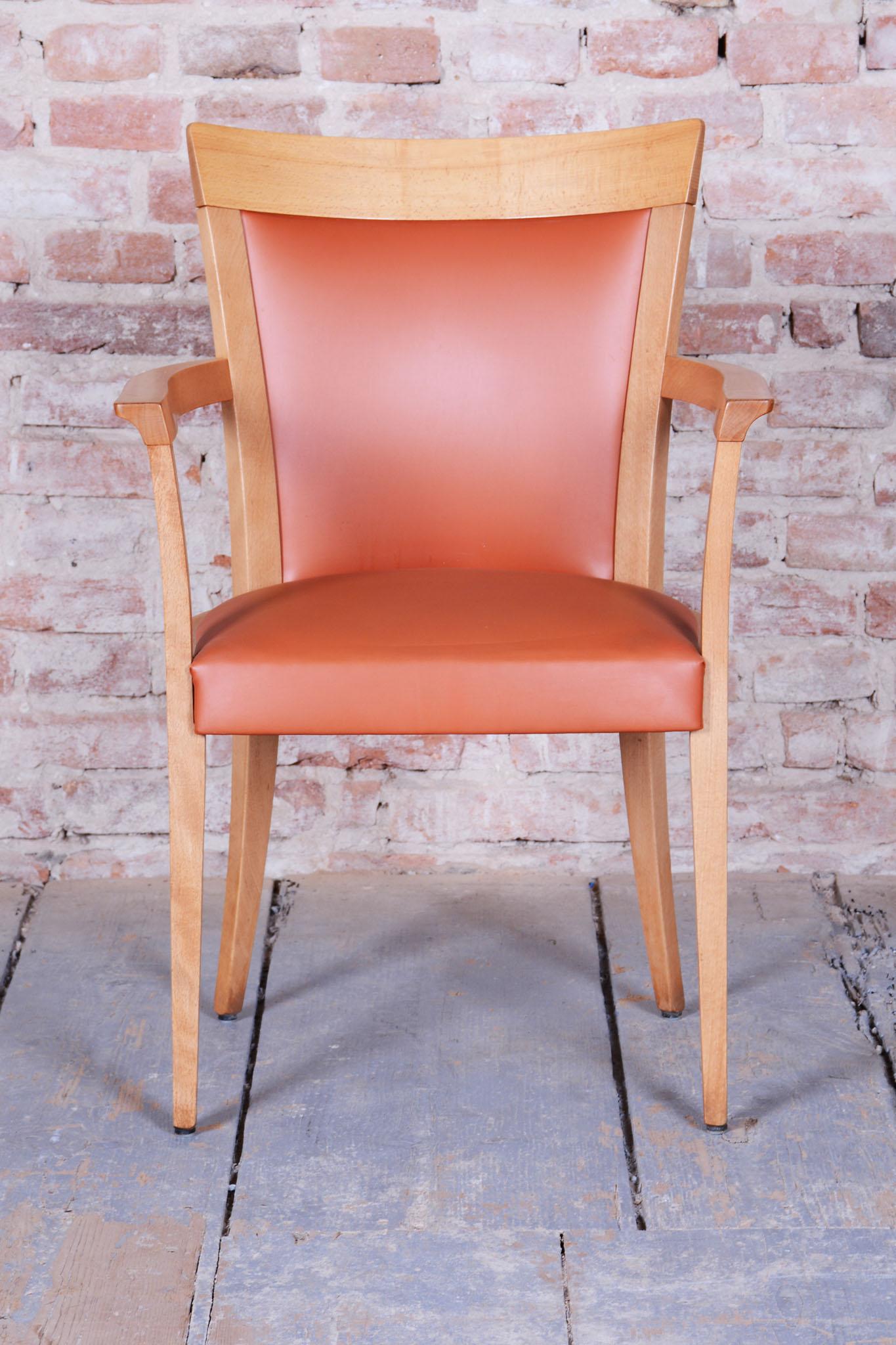 Silla Art Decó Restaurada, Haya, Polipiel, Retapizada, Italia, Años 80 finales del siglo XX en venta