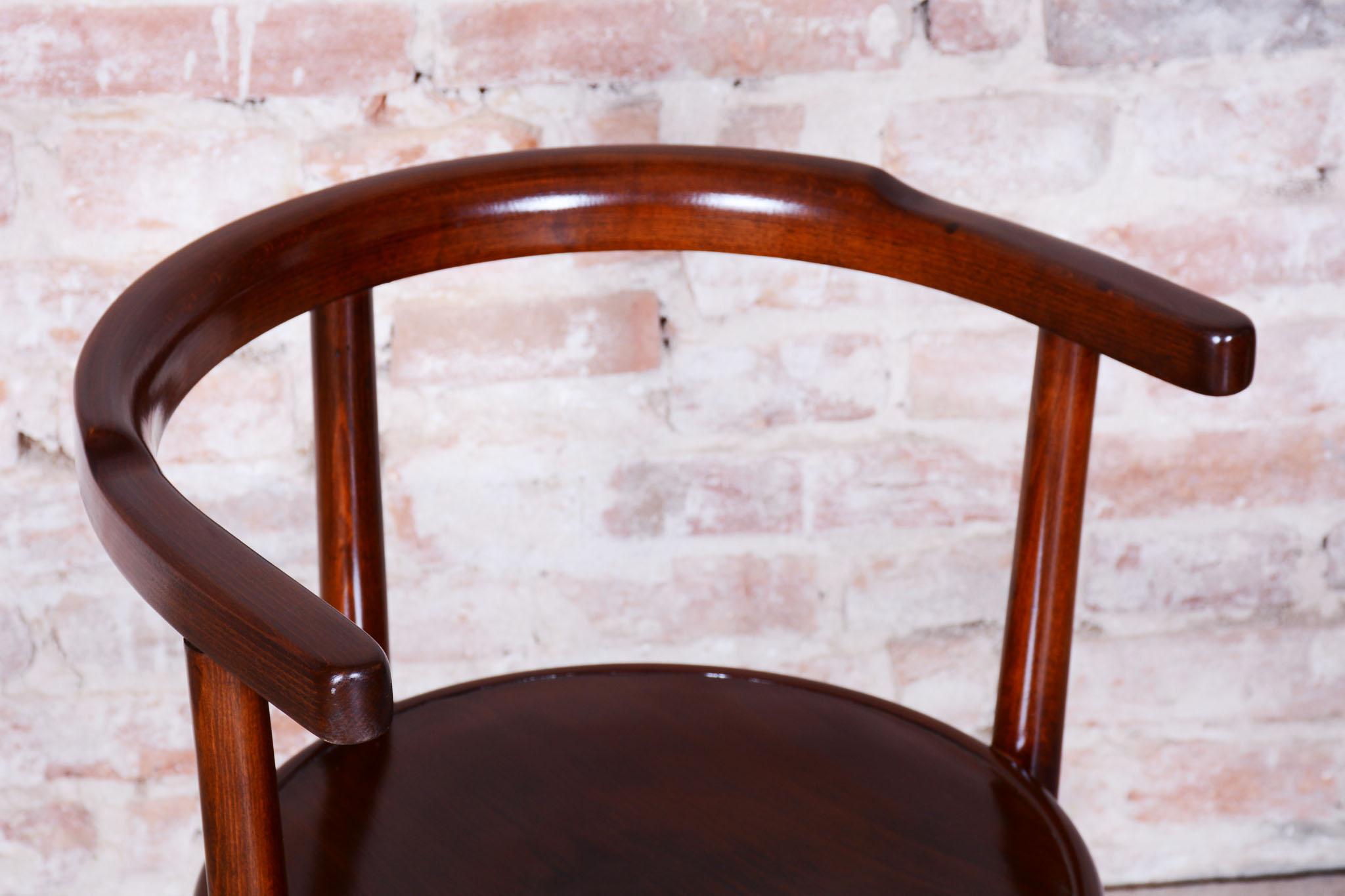 Restored Art Deco Chair, by Thonet, Beech, Revived Polish, Czech, 1920s For Sale 3