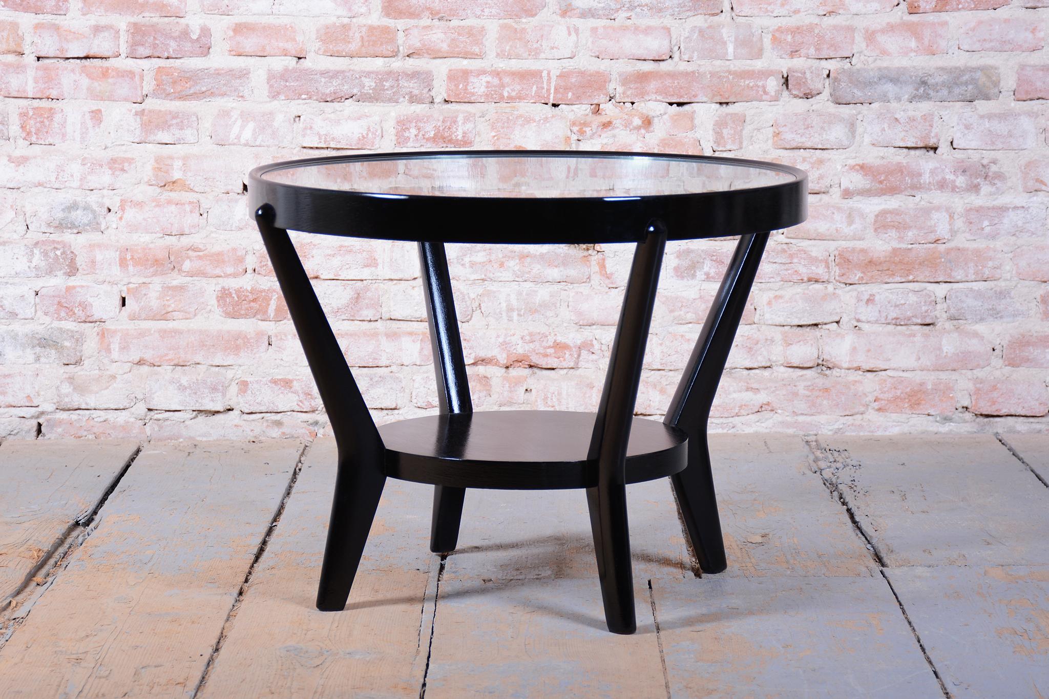 Table basse Art déco restaurée, par Koželka et Kropáček, Oak, tchèque, années 1940 en vente 5