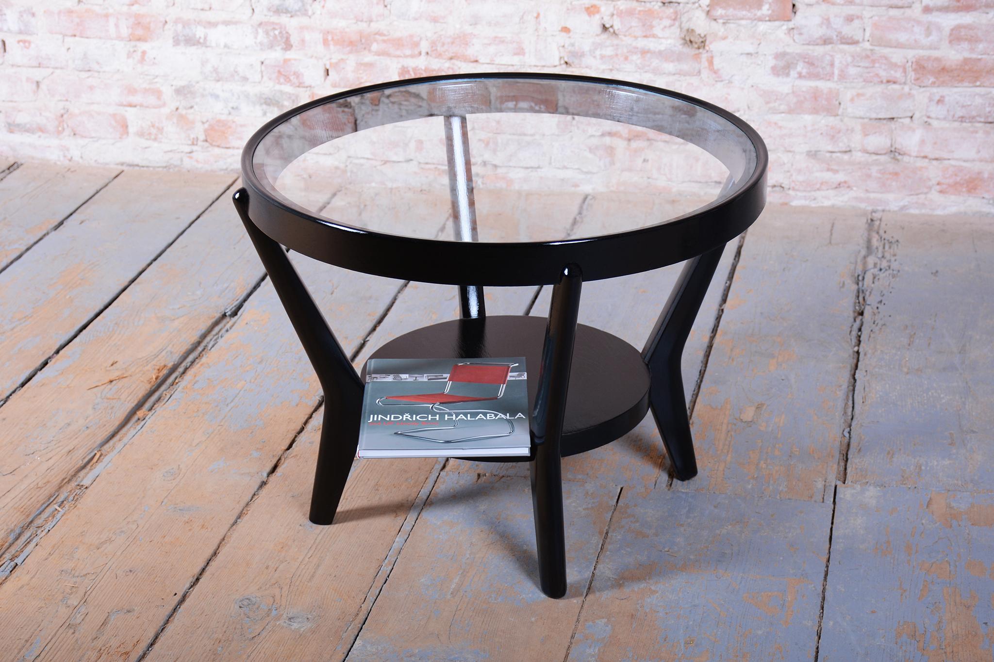 Table basse Art déco restaurée, par Koželka et Kropáček, Oak, tchèque, années 1940 en vente 6