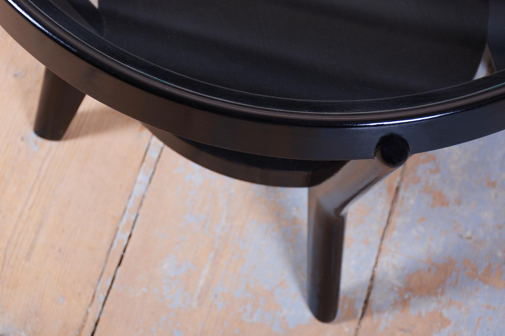 Table basse Art déco restaurée, par Koželka et Kropáček, Oak, tchèque, années 1940 en vente 2