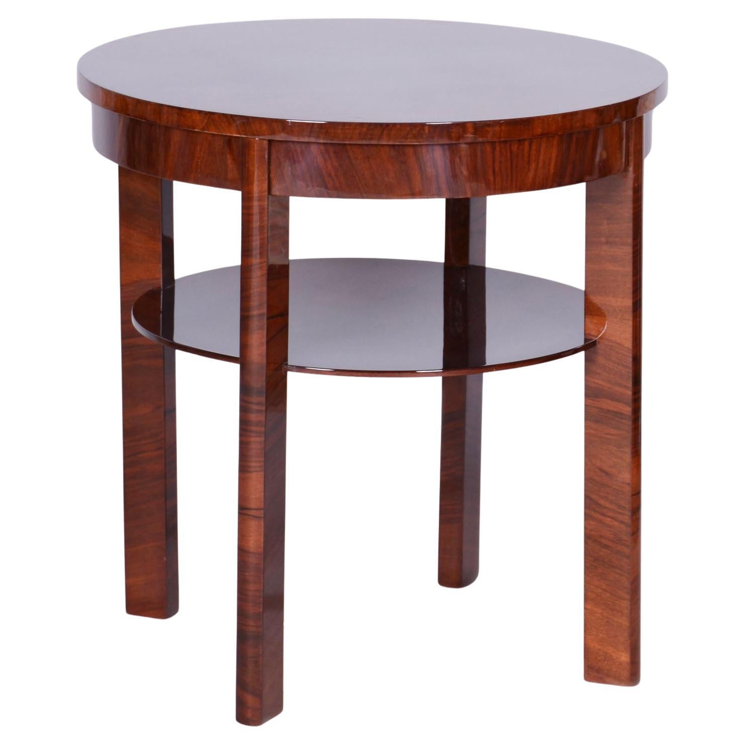 Table basse Art déco restaurée, noyer, polonais ravivé, tchèque, années 1920 en vente