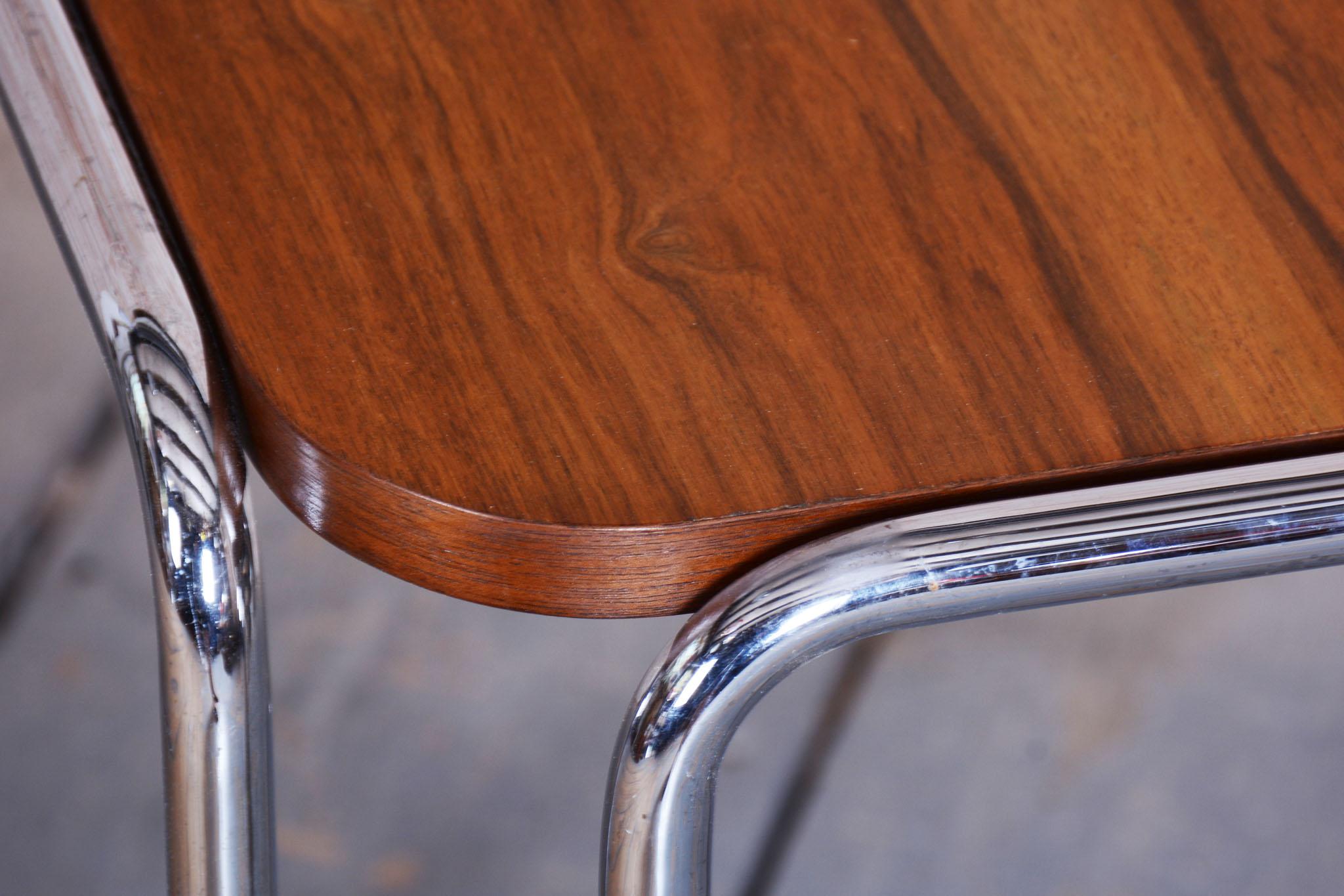 Restaurierter Art-Déco-Esstisch, von M. Breuer für Thonet, Nussbaum, Deutschland, 1930er Jahre (Holz) im Angebot