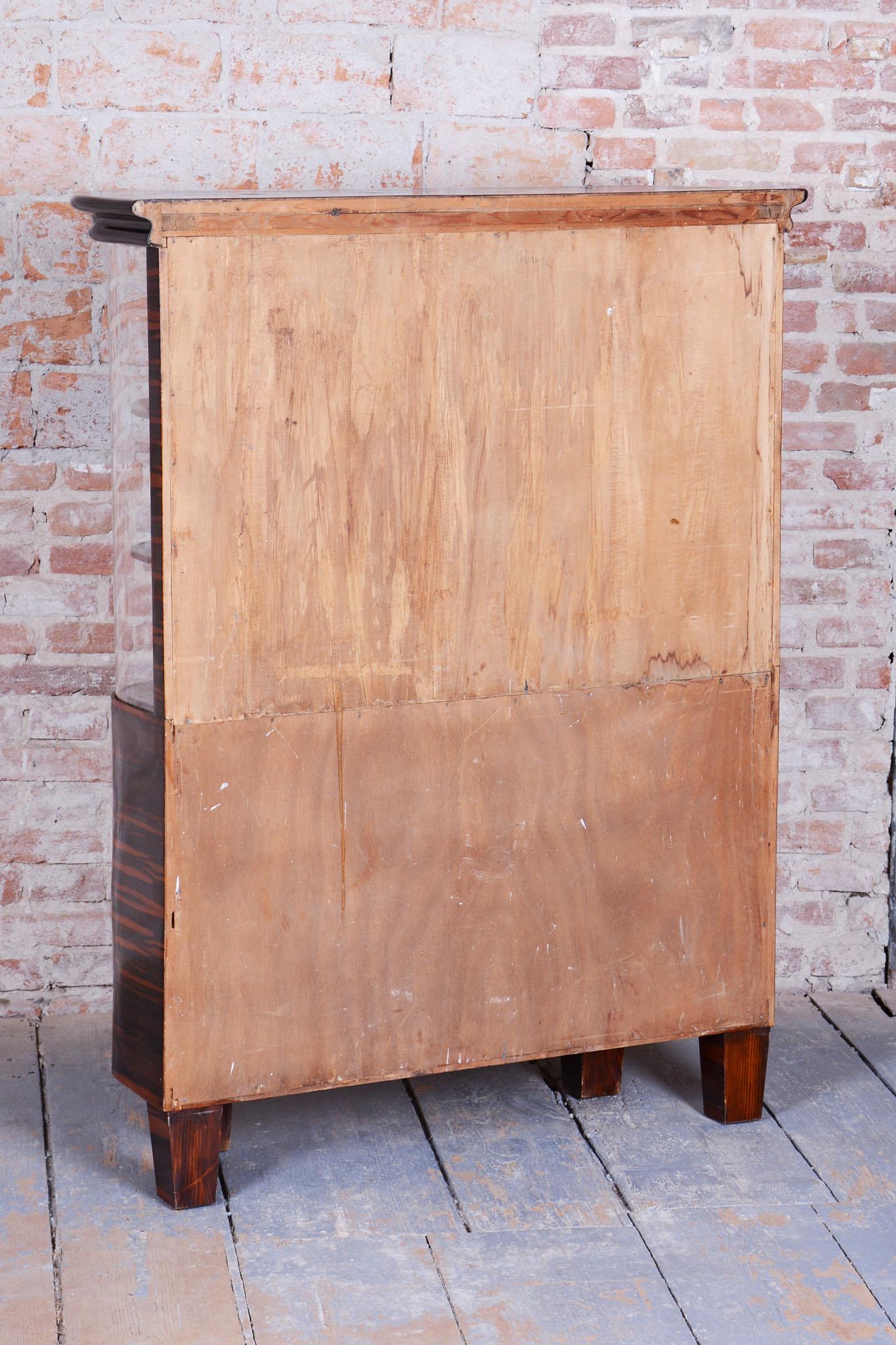 Restored Art Deco Display Cabinet , Macassar and Glass, Polished, Frace, 1920s 12