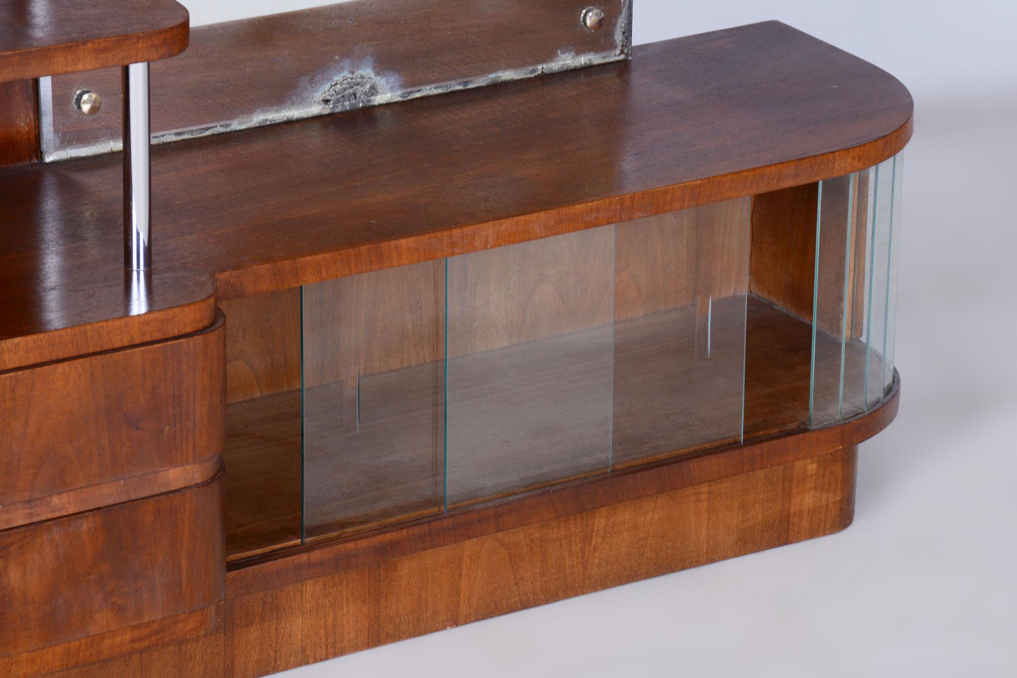 Restored Art Deco Dressing Mirror, by R. Slezak, Glass, Walnut, Czech, 1930s For Sale 10