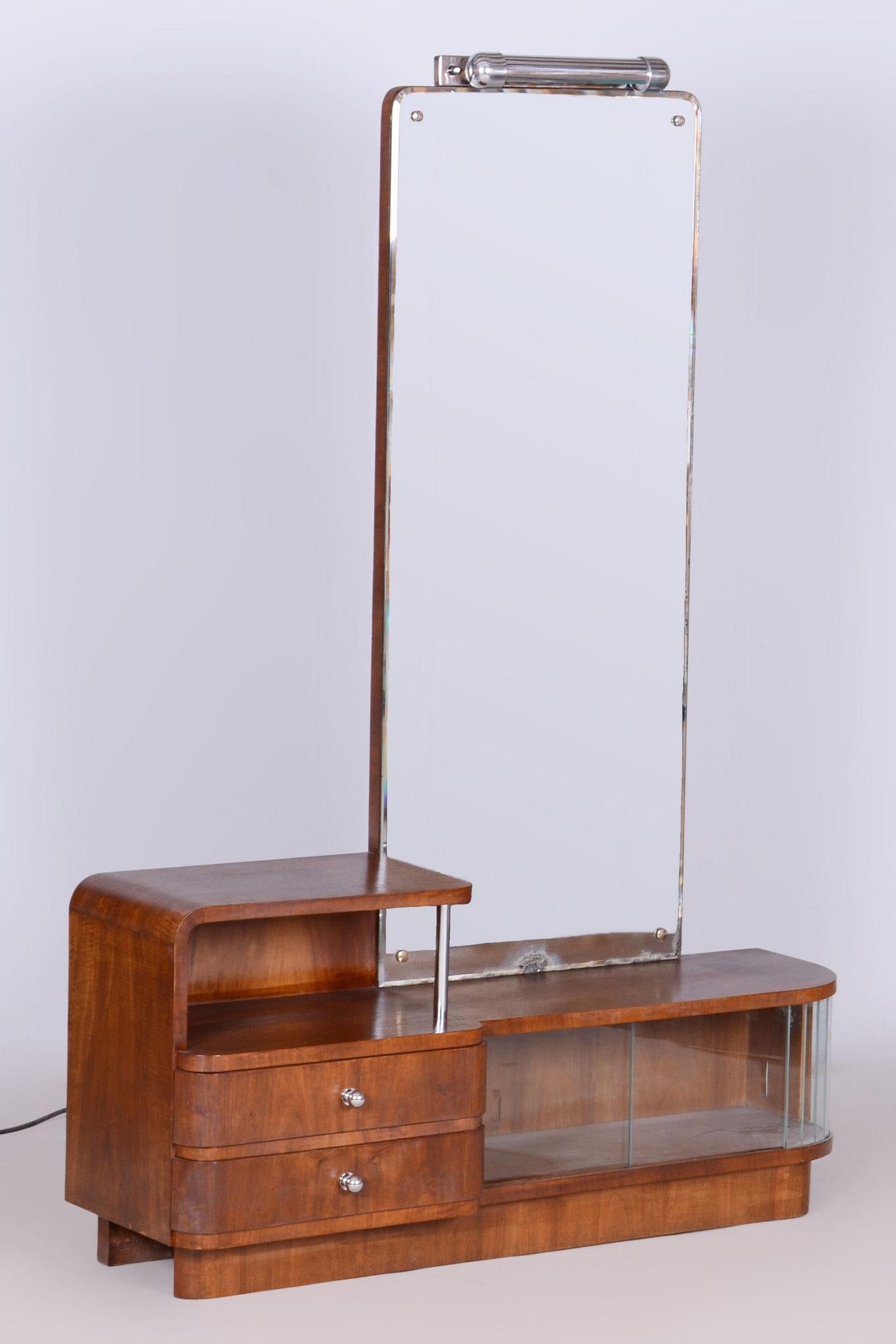 Restored Art Deco Dressing Mirror, by R. Slezak, Glass, Walnut, Czech, 1930s For Sale 5