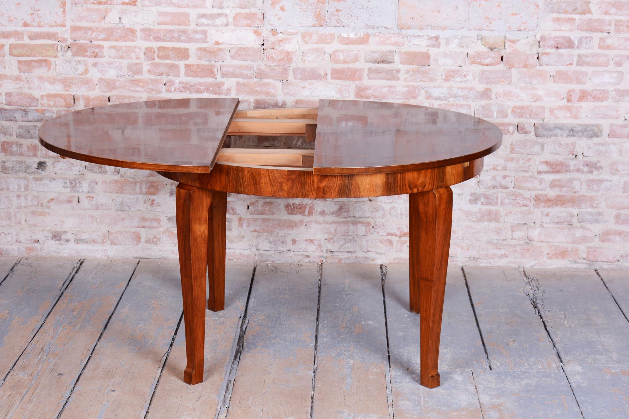 Legno Tavolo da pranzo allungabile Art Deco restaurato, faggio, noce, abete rosso, ceco, anni '20 in vendita