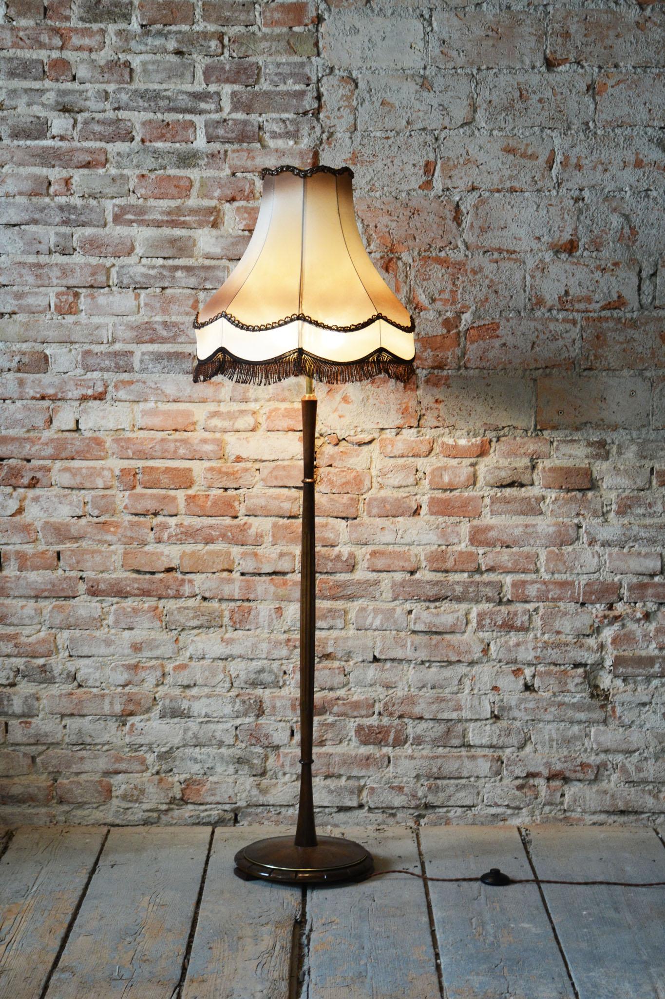 Mid-20th Century Restored Art Deco Floor Lamp, Beech, New Electrification, Czech, 1930s For Sale