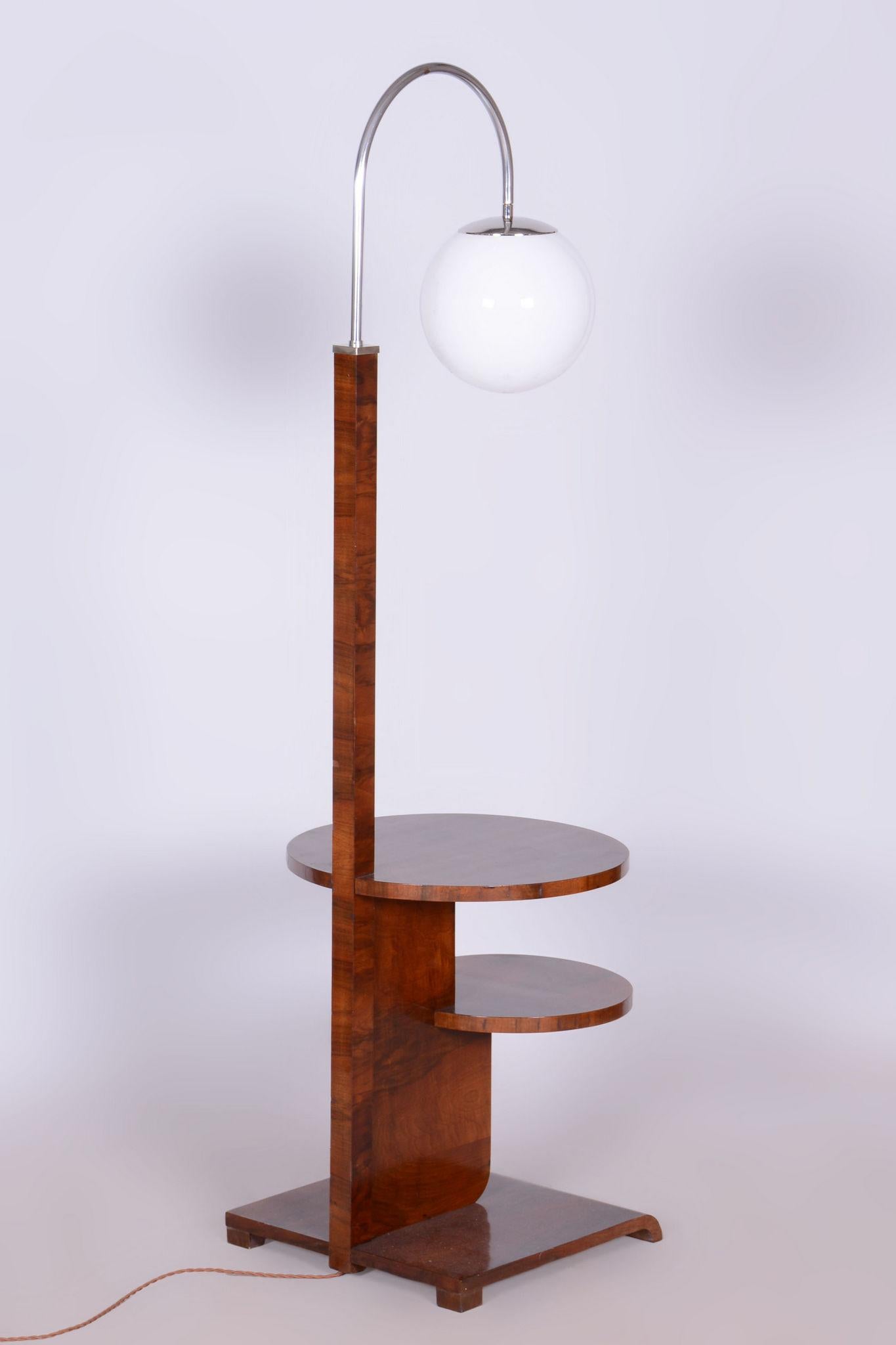Lampadaire Art déco restauré, par J. Halabala, Up Závody, noyer, tchèque, années 1920 en vente 5