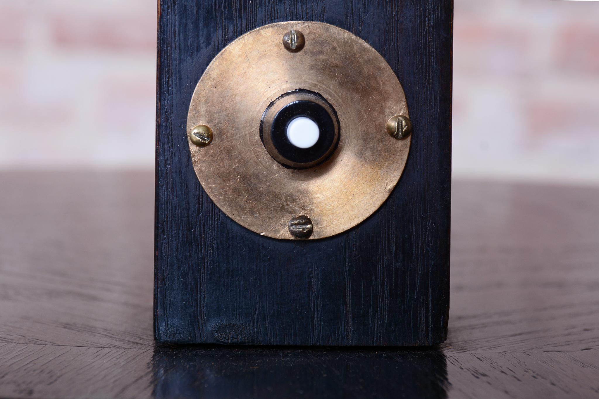 Lámpara de pie Art Decó restaurada, roble, nueva electrificación, checa, años 20 en venta 6