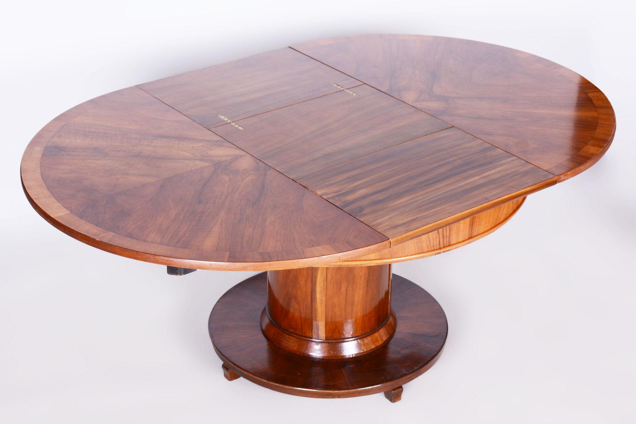 Restored Art Deco Folding Dining Table, Walnut, Spruce, Czech, 1920s For Sale 5