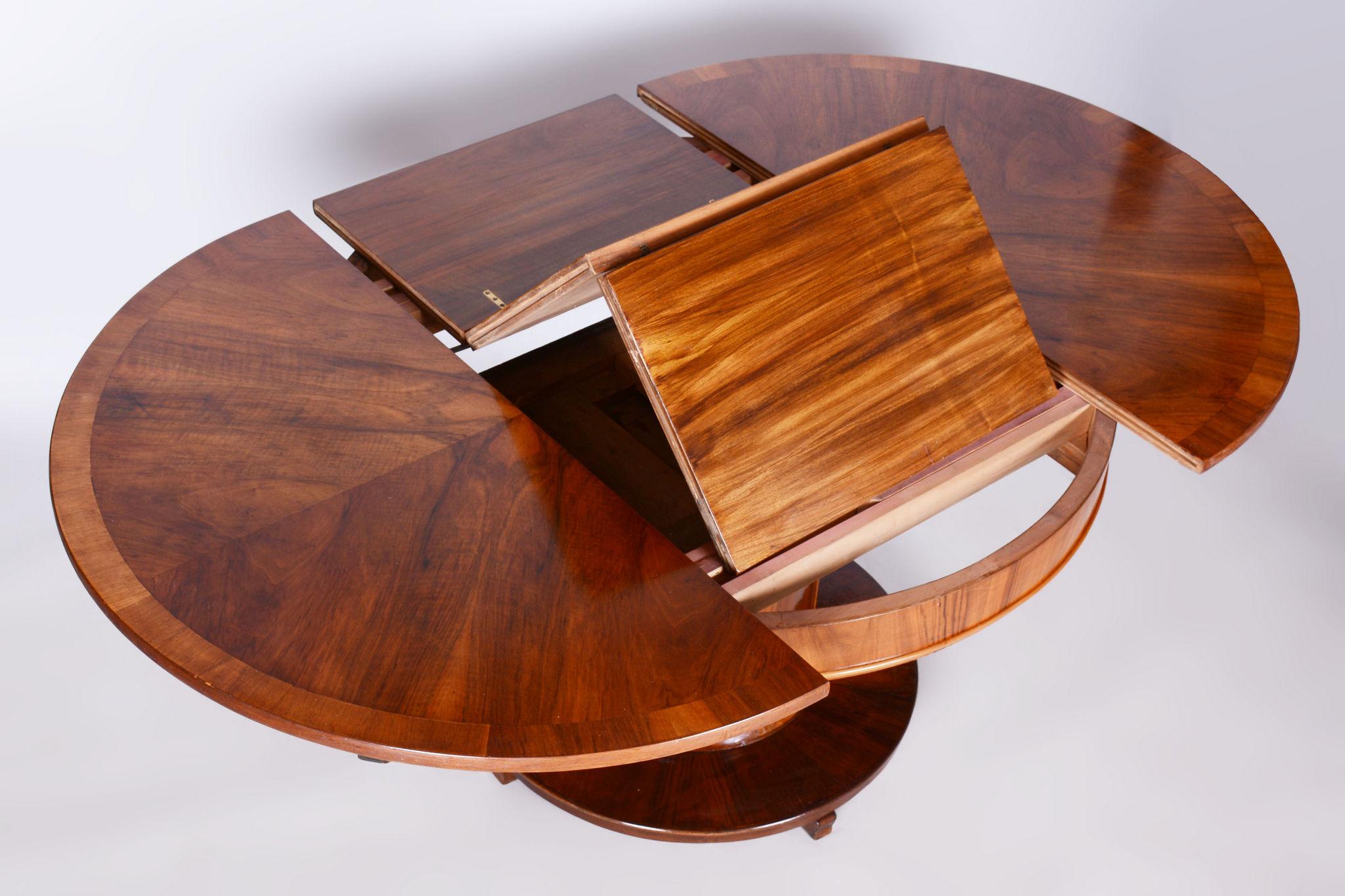 Restored Art Deco Folding Dining Table, Walnut, Spruce, Czech, 1920s For Sale 9