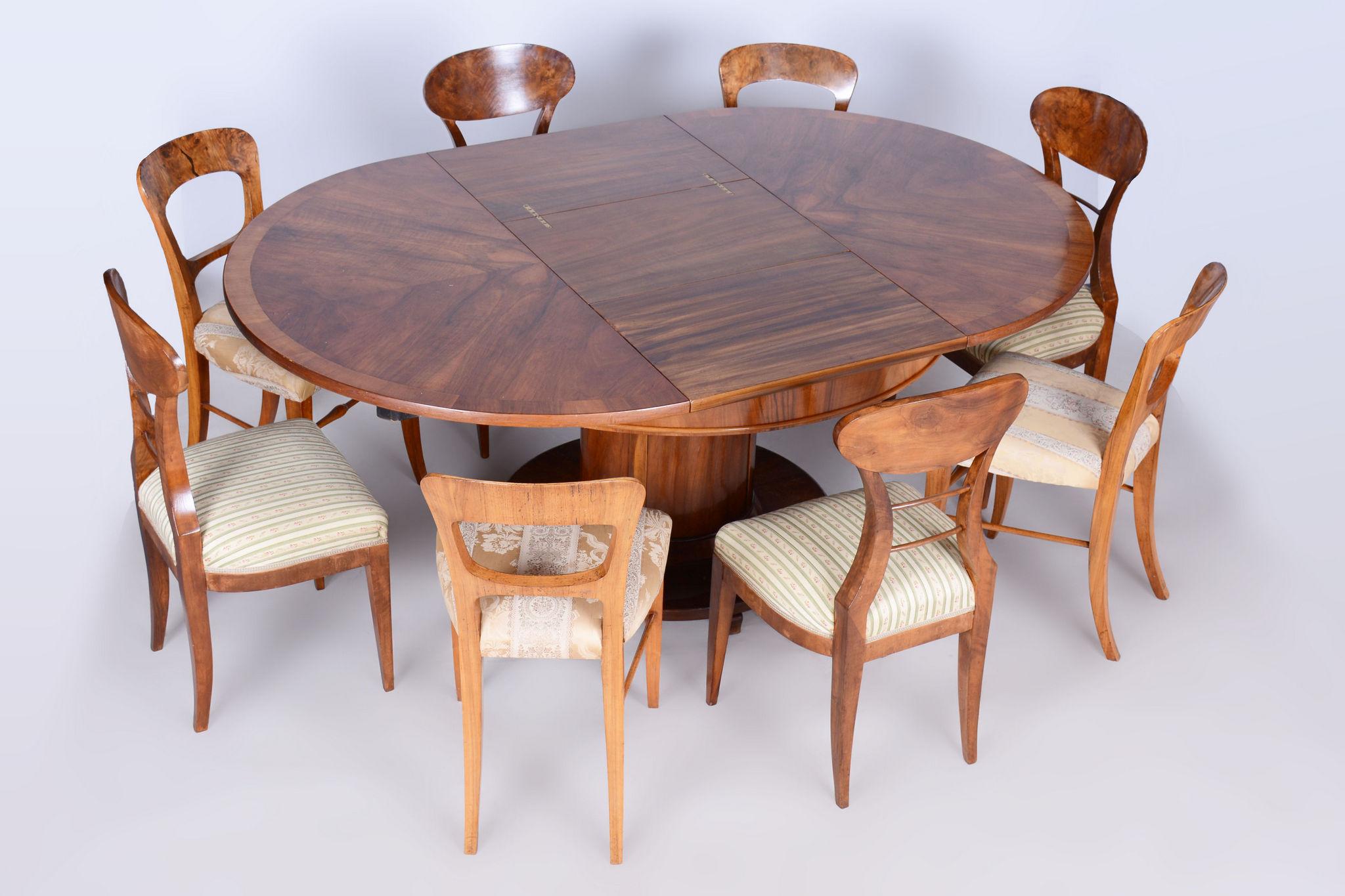 Restored Art Deco Folding Dining Table, Walnut, Spruce, Czech, 1920s For Sale 13