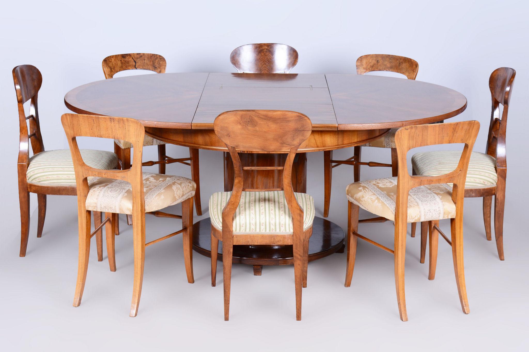 Restored Art Deco Folding Dining Table, Walnut, Spruce, Czech, 1920s For Sale 14