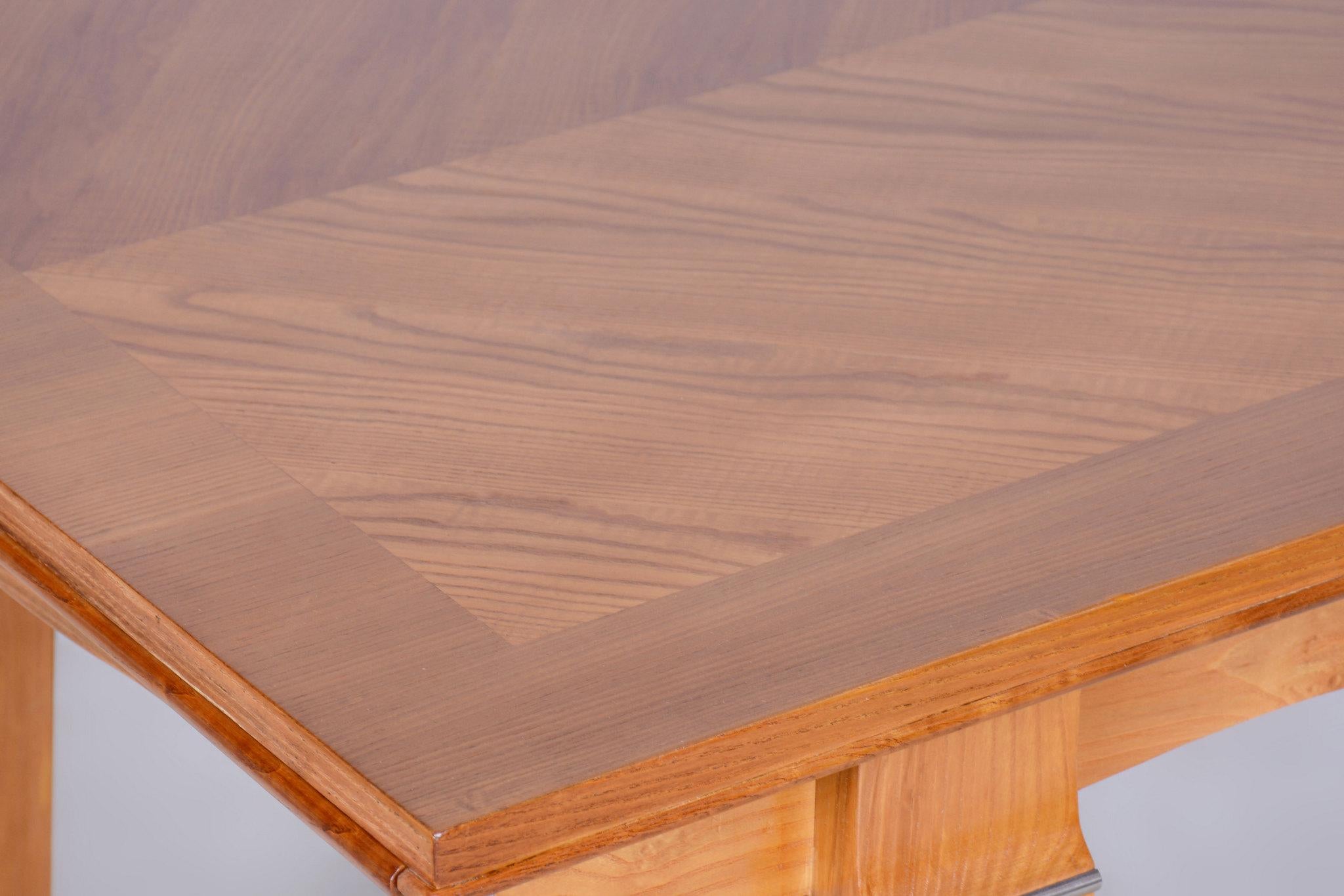 Restored Art Deco Folding Table, by J. Leleu, Oak, Spruce, France, 1920s For Sale 4