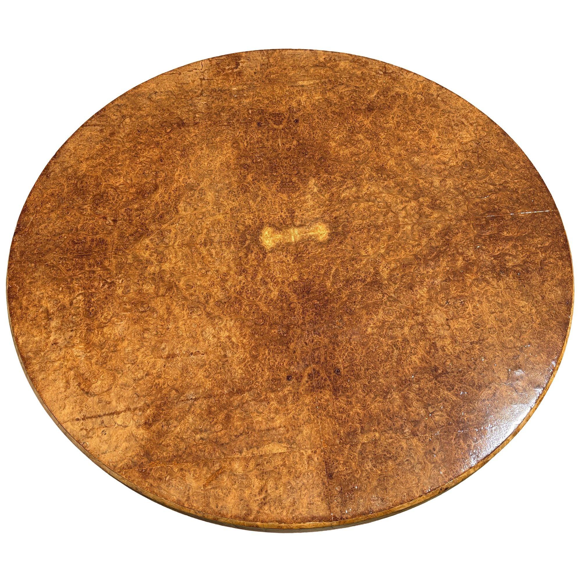 Metà XX secolo Tavolo rotondo in legno di Oak Wood restaurato Art Deco Jules Leleu in vendita