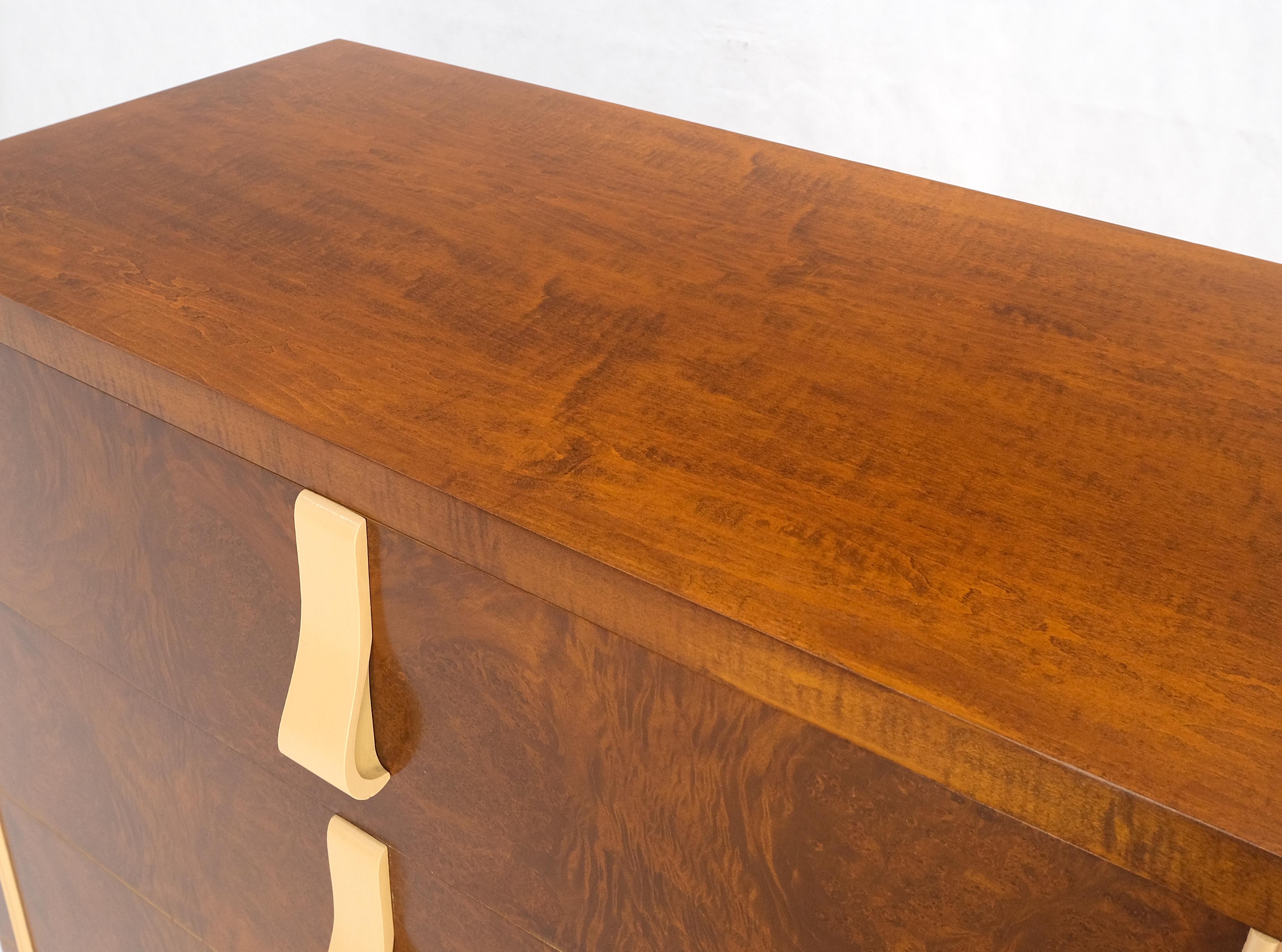 Laqué Commode haute à 5 tiroirs en bois de ronce restaurée Art Déco du milieu du siècle dernier MINT ! en vente