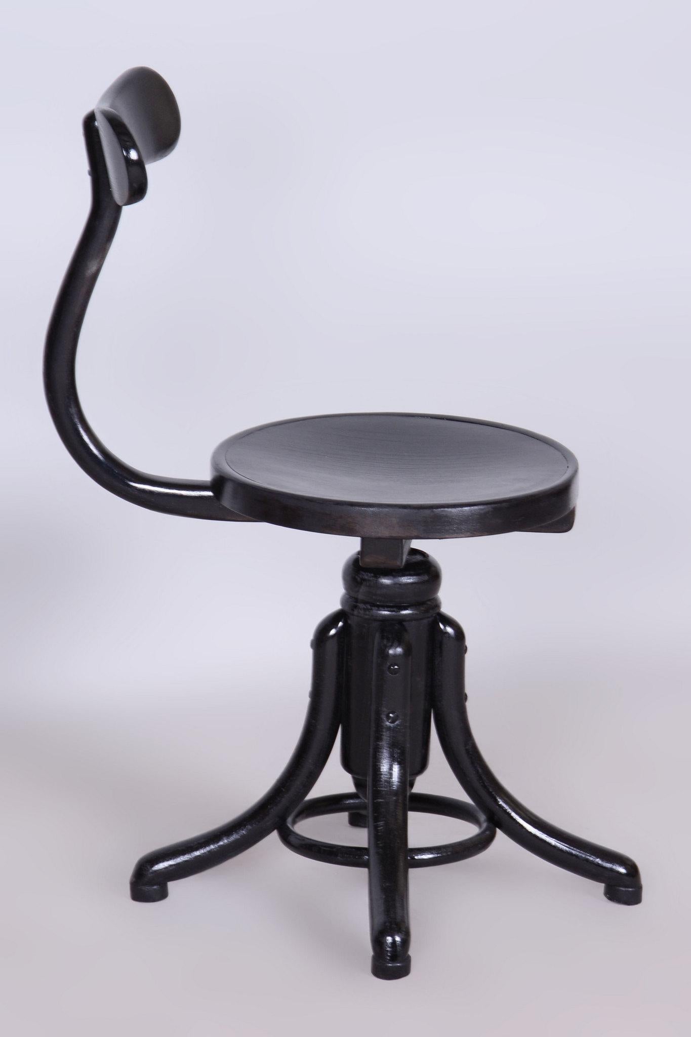 Restaurierter Art Deco Klavier-Drehstuhl, von Thonet, Buche, poliert, Tschechien, 1930er Jahre (Art déco) im Angebot