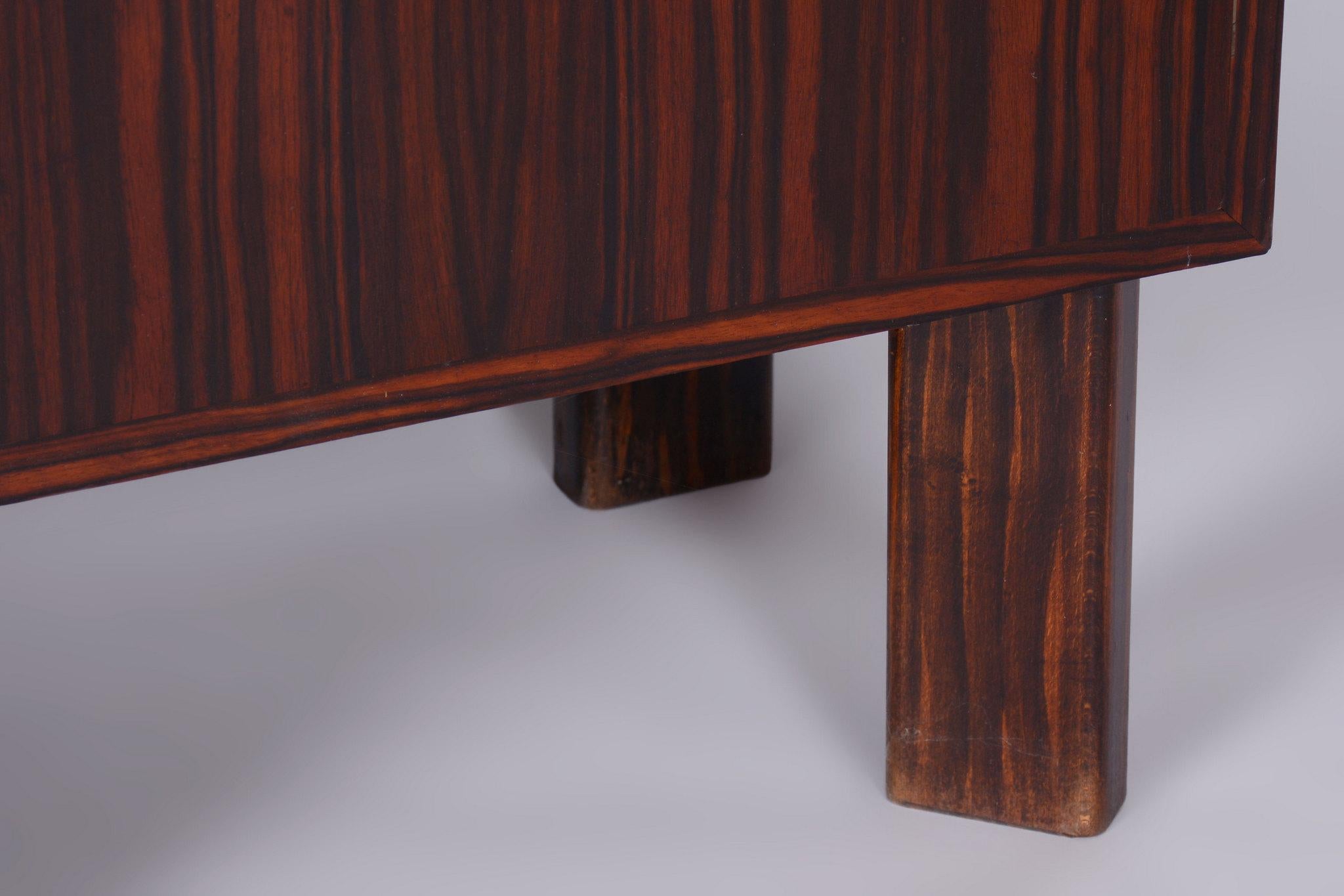 Restaurierte Art Deco Sekretär Anrichte, Makassar, Ahorn, Tschechisch, 1930er Jahre im Angebot 6
