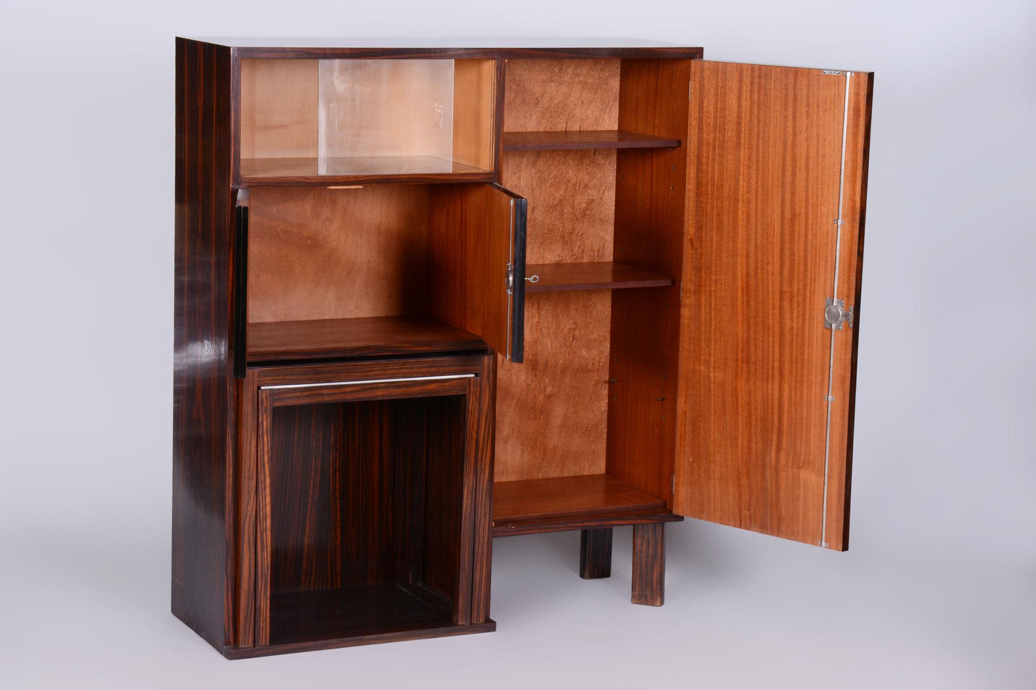 Restaurierte Art Deco Sekretär Anrichte, Makassar, Ahorn, Tschechisch, 1930er Jahre im Angebot 2