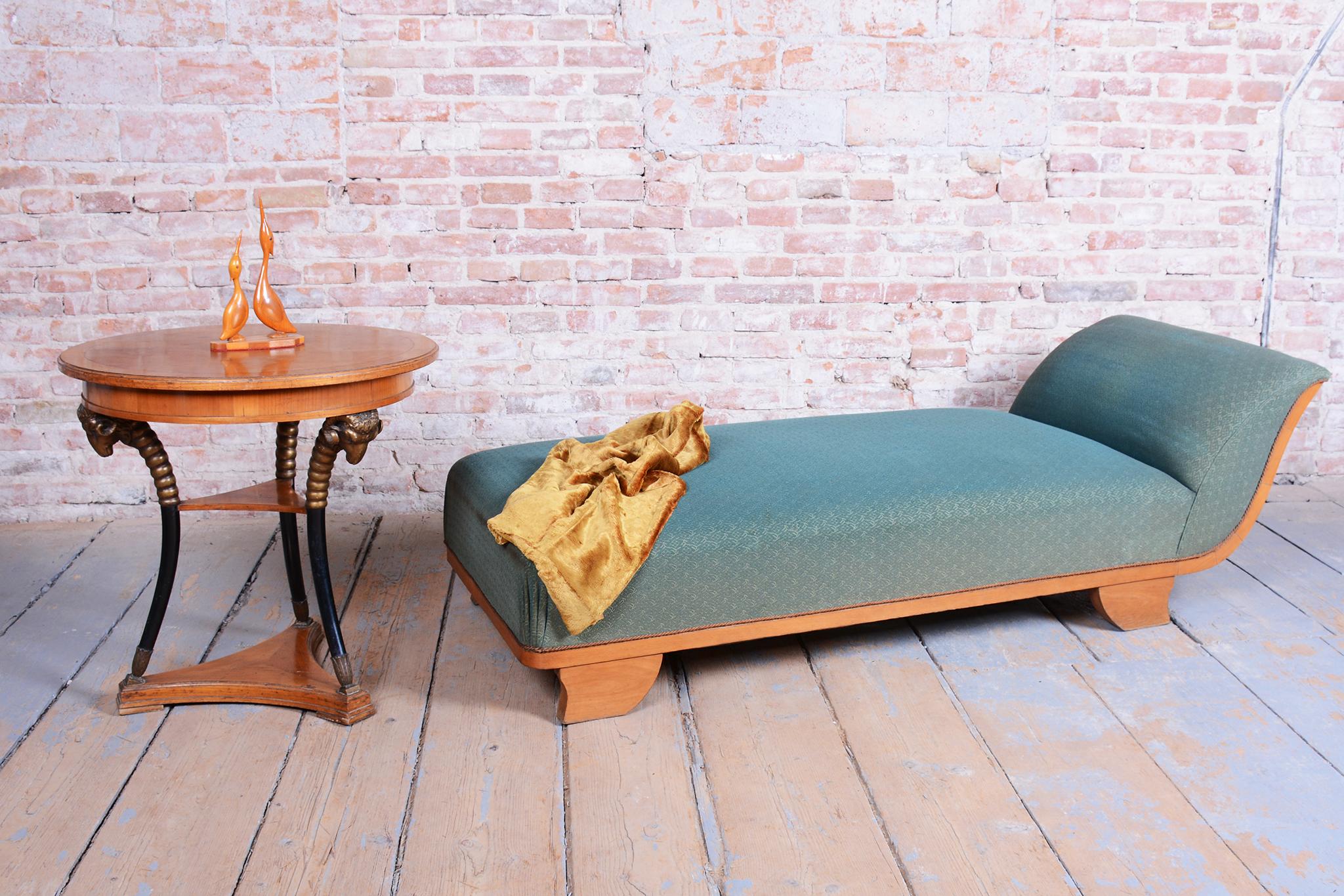 Sofá Art Decó restaurado, haya, polaco recuperado, checo, años 20 en venta 4