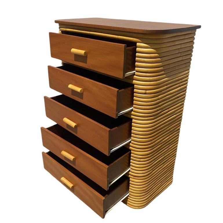 Americano Comò Highboy in rattan impilato Art Deco restaurato con mogano in vendita