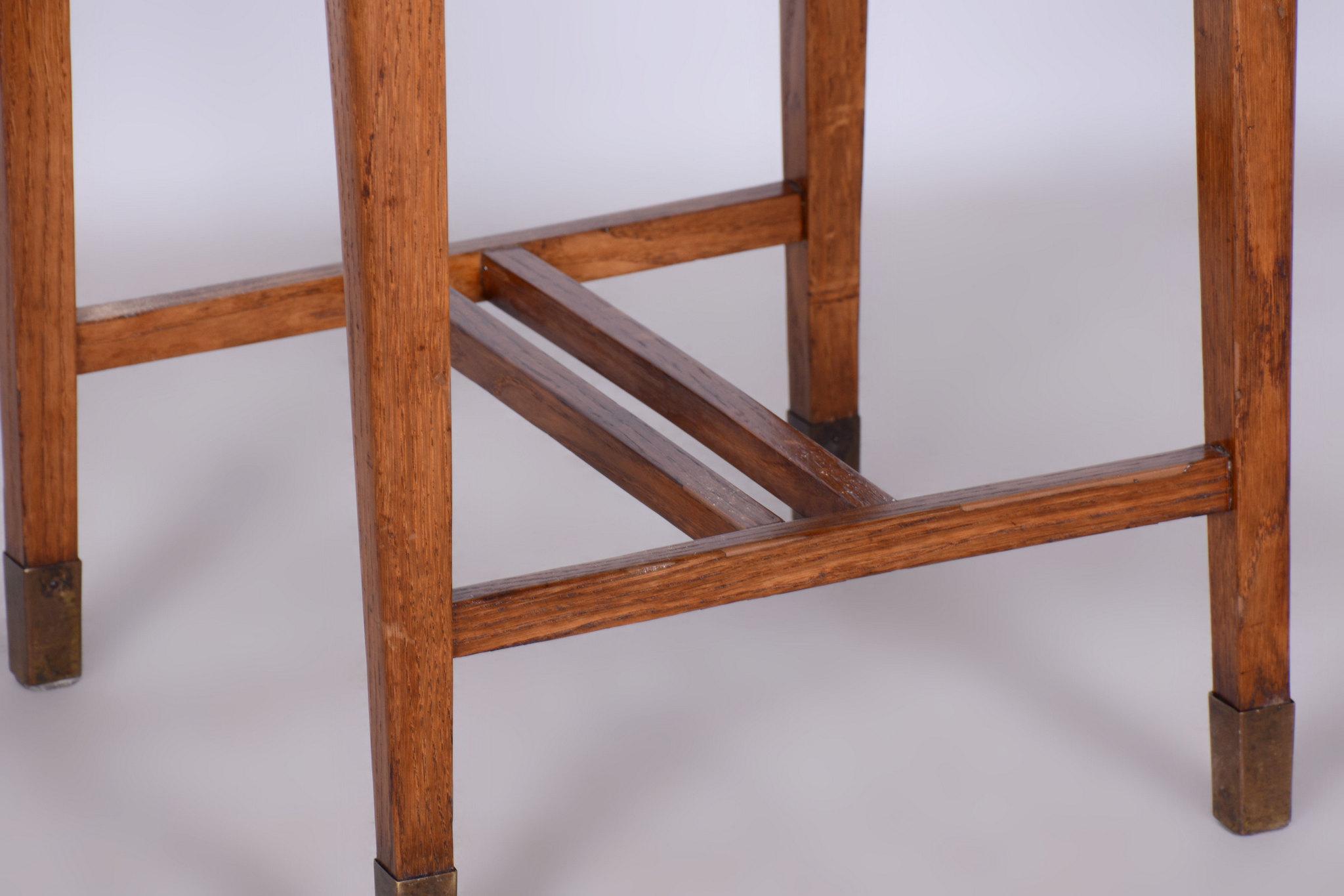 Tchèque Tabouret Art déco restauré, rembourrage neuf, polonais revisité, chêne, tchèque, années 1930 en vente