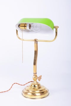 Lámpara de mesa Art Déco restaurada, de Franta Anýž, latón, cristal, checa, años 20