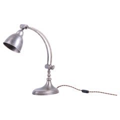 Lámpara de mesa Art Decó restaurada, acero cromado, Francia, años 20