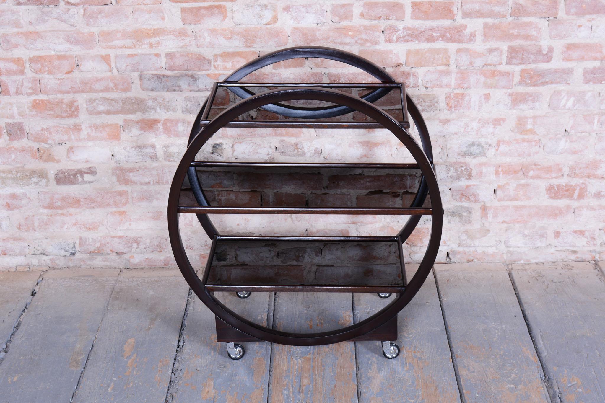 Ceco Carrello Art Deco restaurato, di Thonet, Oak, vetro nero, ceco, anni '30 in vendita