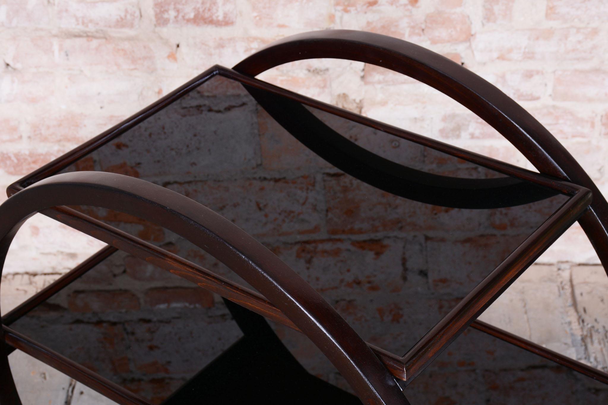 Carrello Art Deco restaurato, di Thonet, Oak, vetro nero, ceco, anni '30 in vendita 1